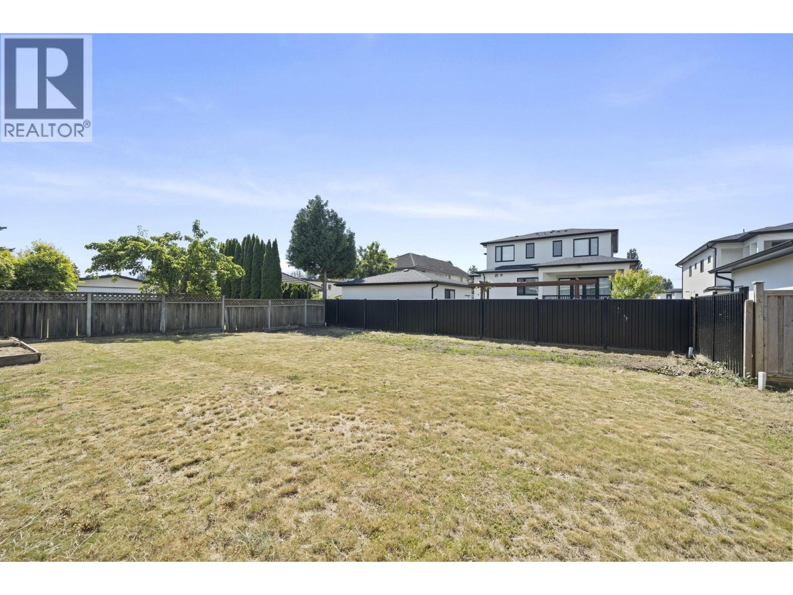 6800 Grant Place Property Photo 31