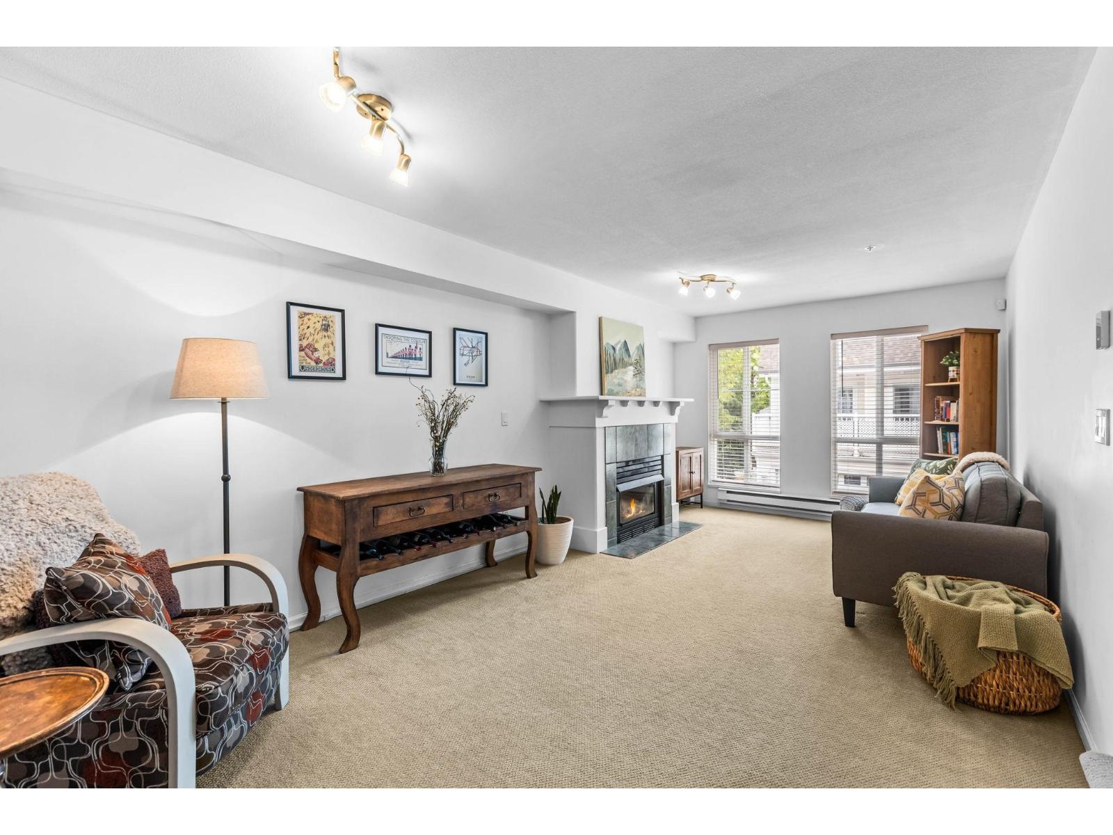 4 8930 Walnut Grove Drive Property Photo 1