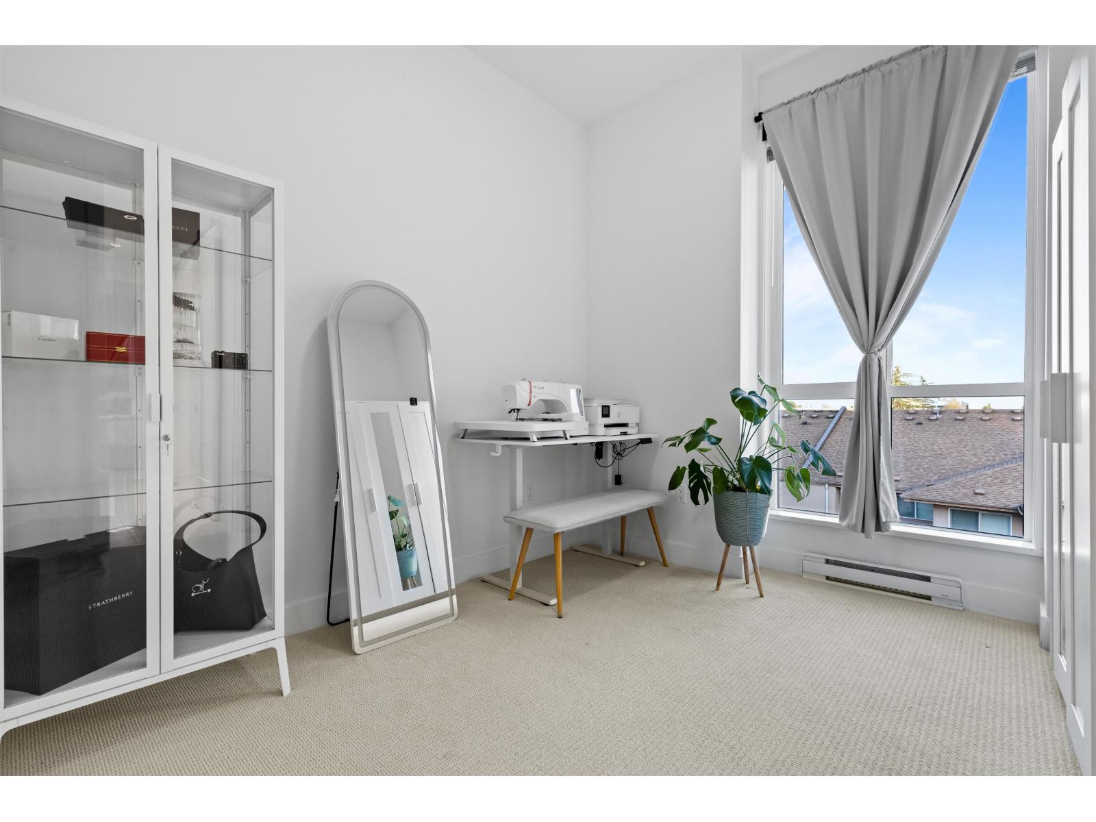 425 14968 101a Avenue Property Photo 13