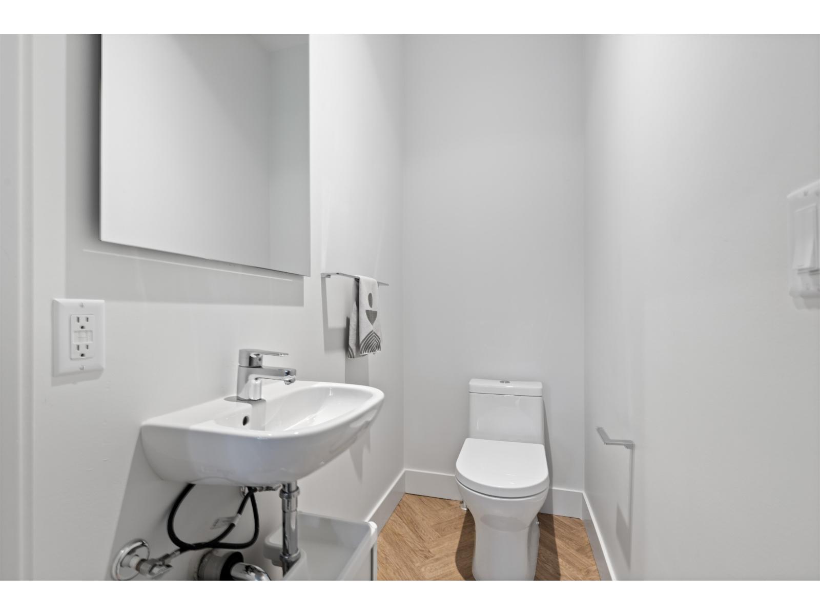 425 14968 101a Avenue Property Photo 14