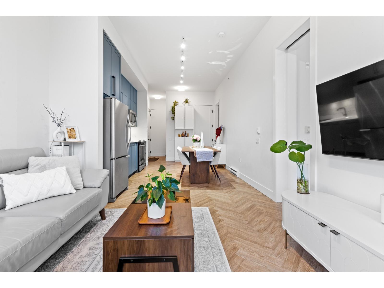 425 14968 101a Avenue Property Photo 15