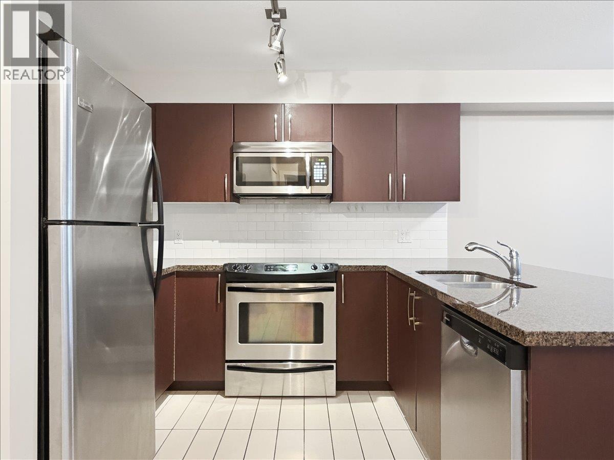 209 7337 Macpherson Avenue Property Photo 6