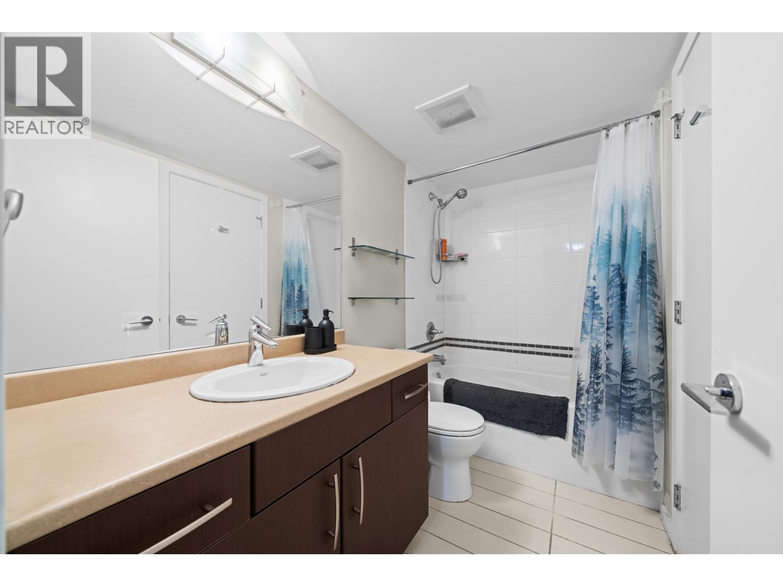 209 7337 Macpherson Avenue Property Photo 18