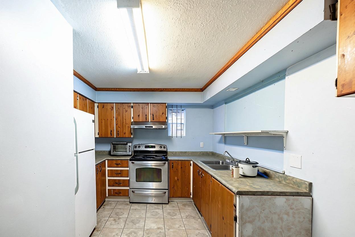 2263 Willoughby Way Property Photo 3