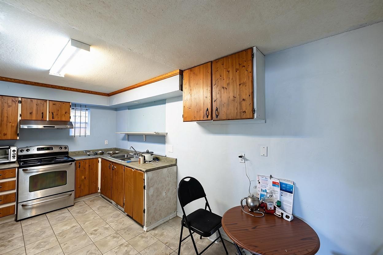2263 Willoughby Way Property Photo 4