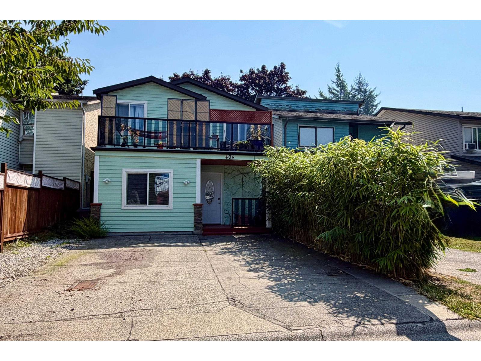 404 BRUNEAU PLACE Property Photo 1