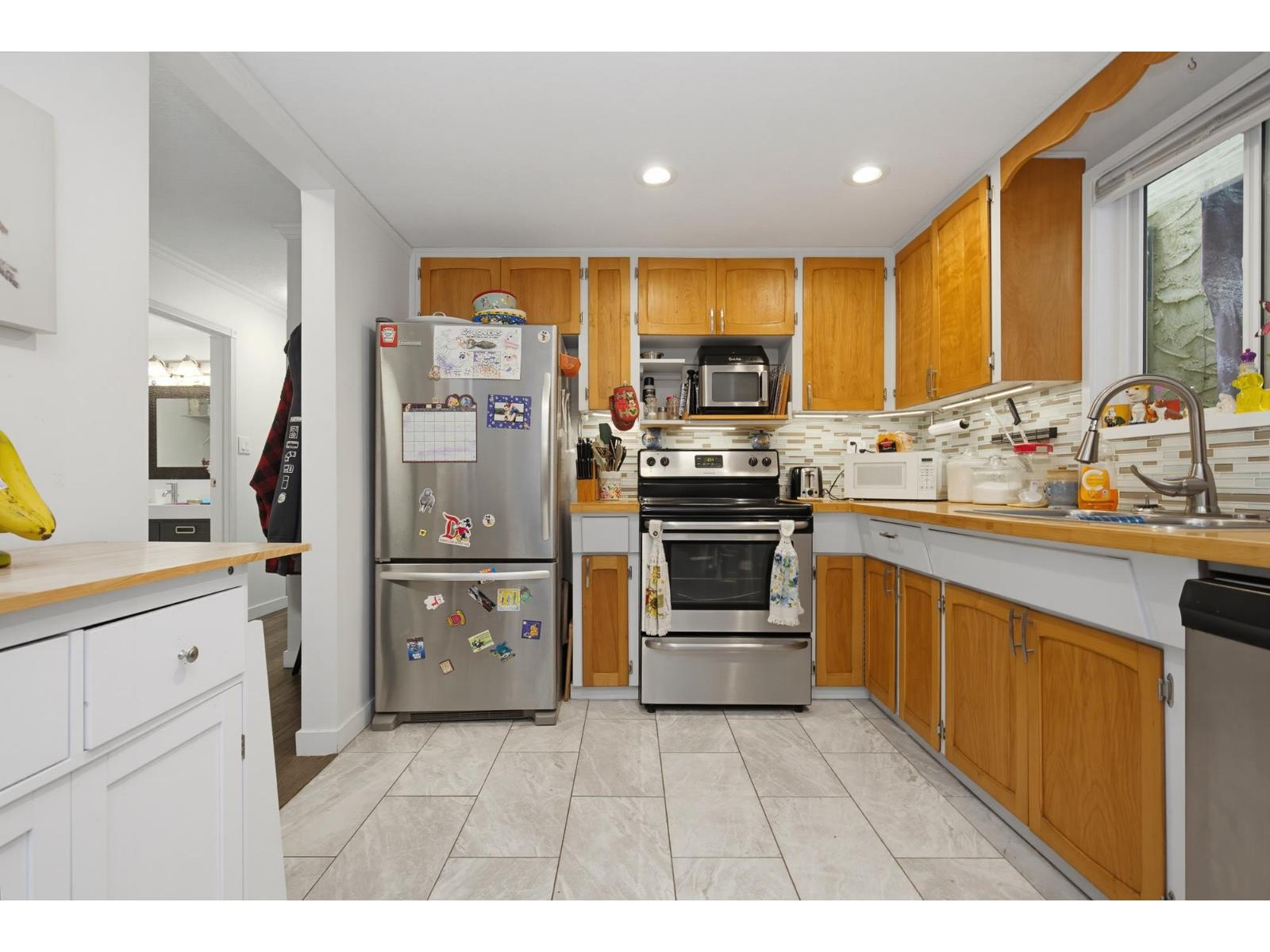 404 Bruneau Place Property Photo 4