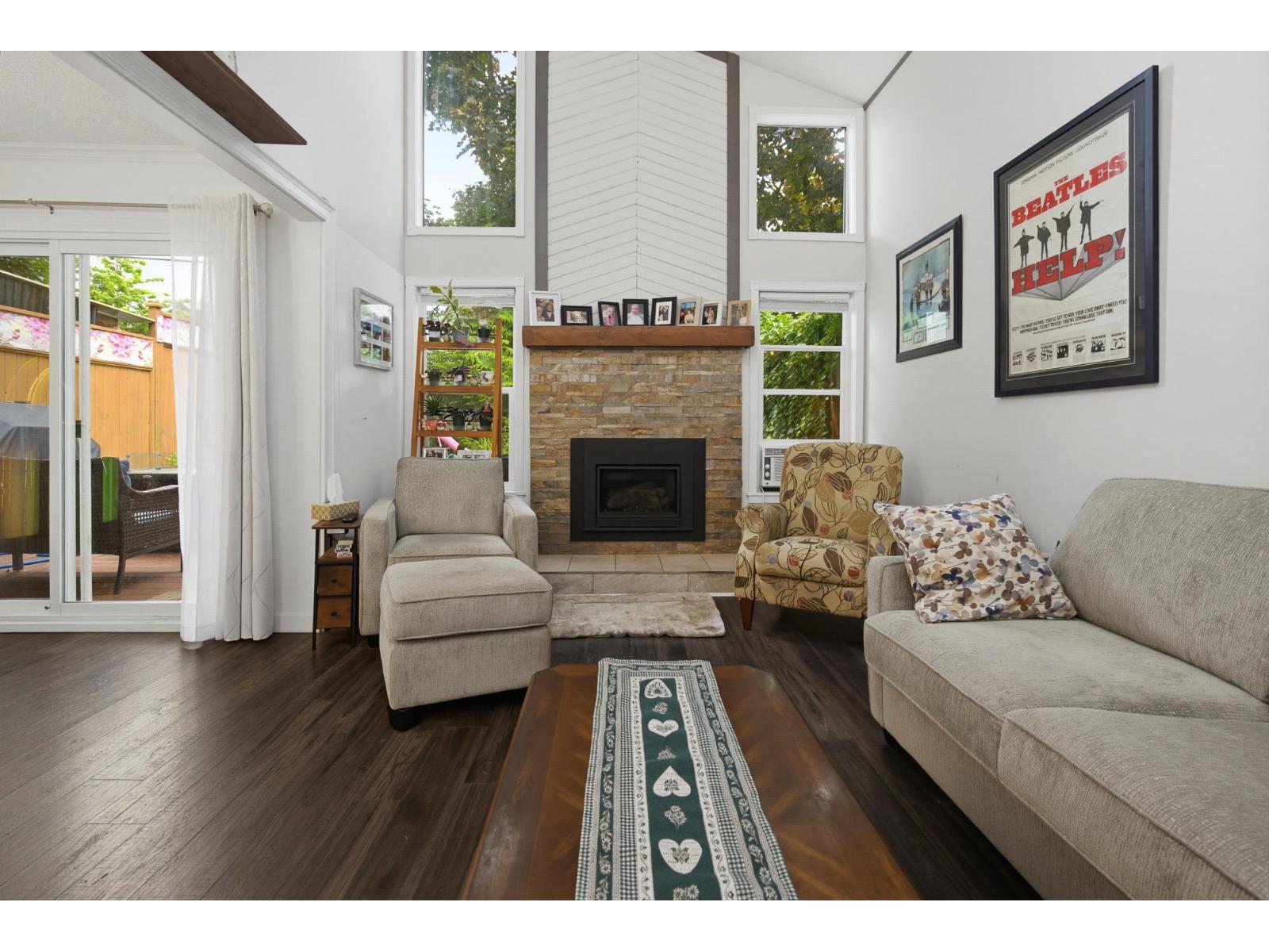 404 Bruneau Place Property Photo 14