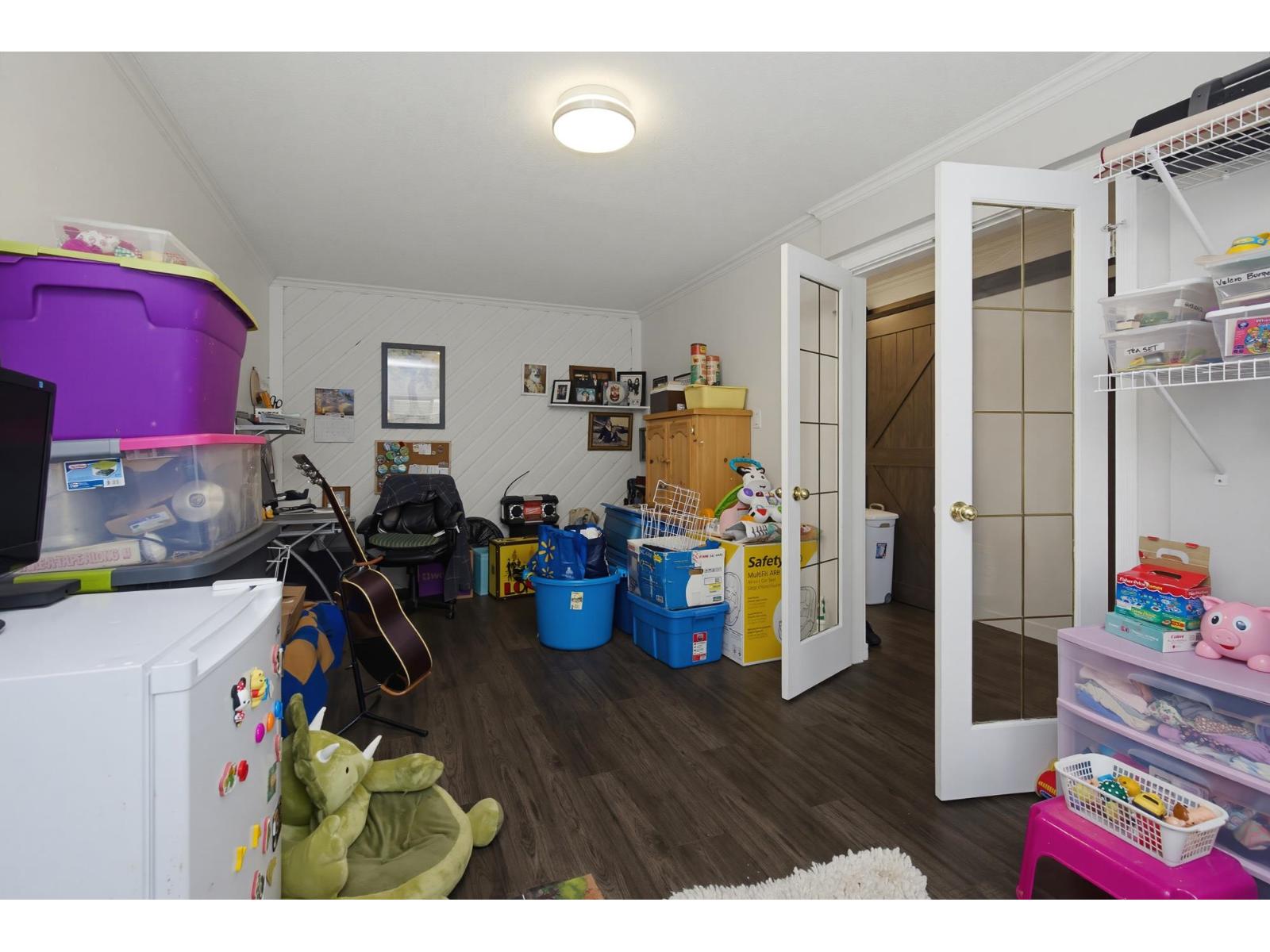404 Bruneau Place Property Photo 25