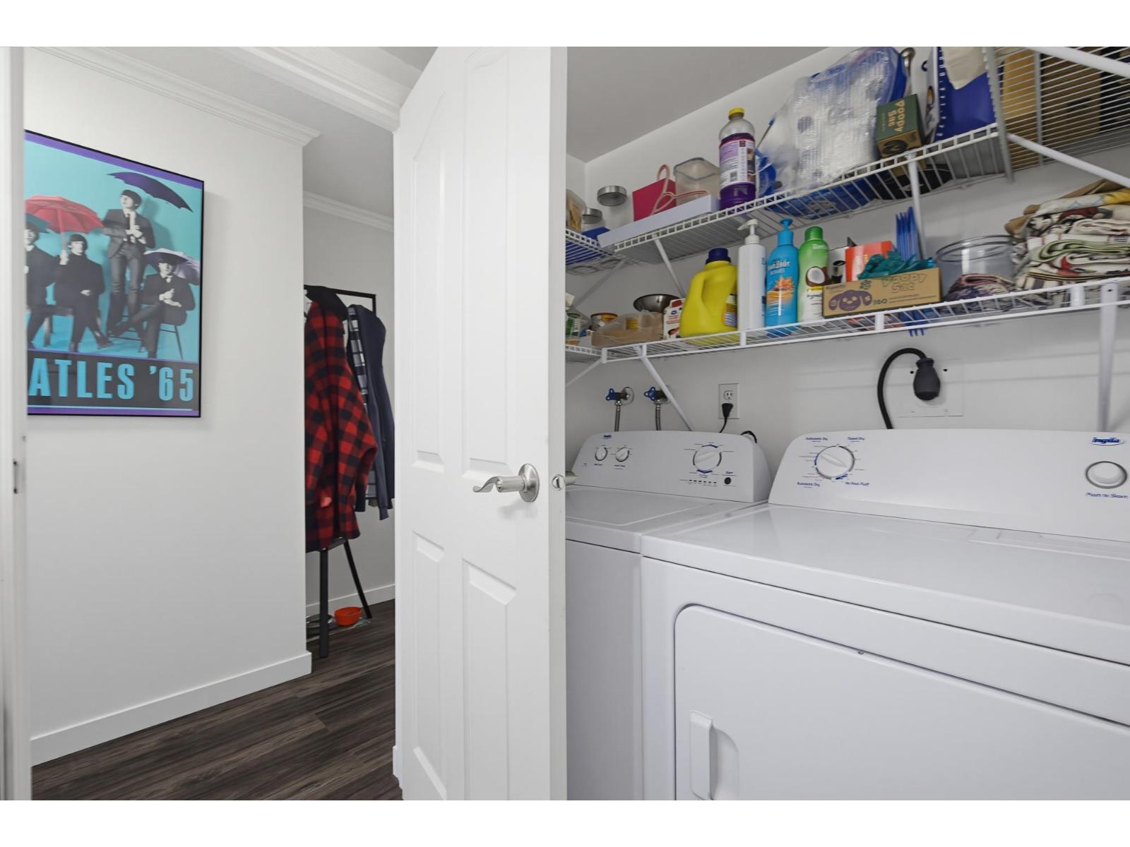 404 Bruneau Place Property Photo 27