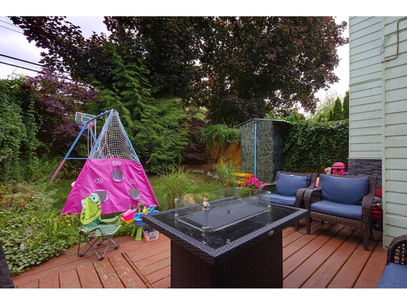 404 Bruneau Place Property Photo 31