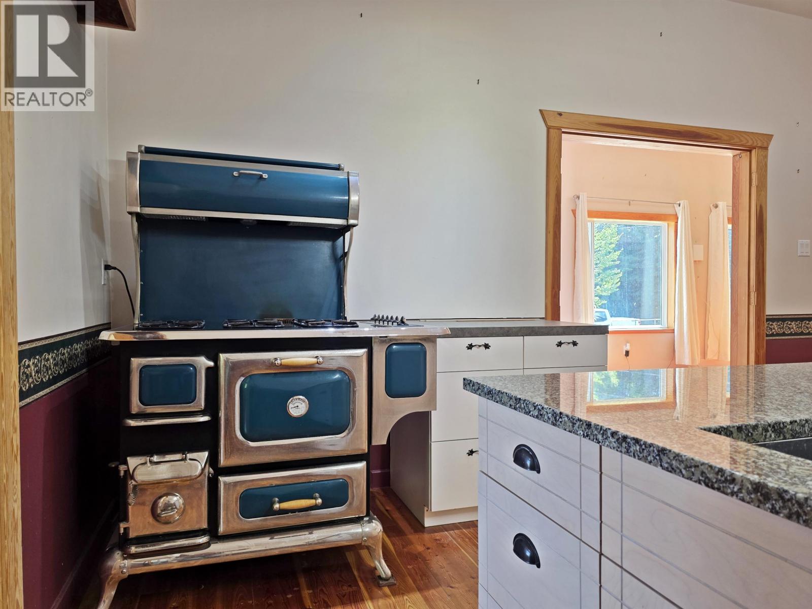 2962 Stebbe Road Property Photo 10