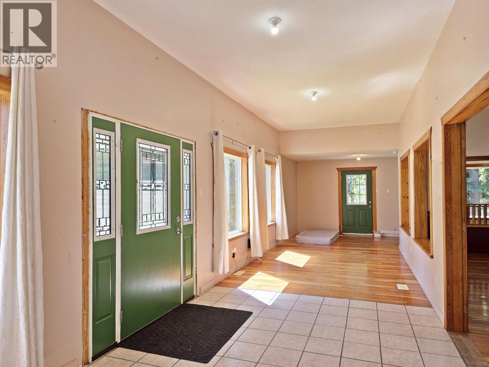 2962 Stebbe Road Property Photo 14