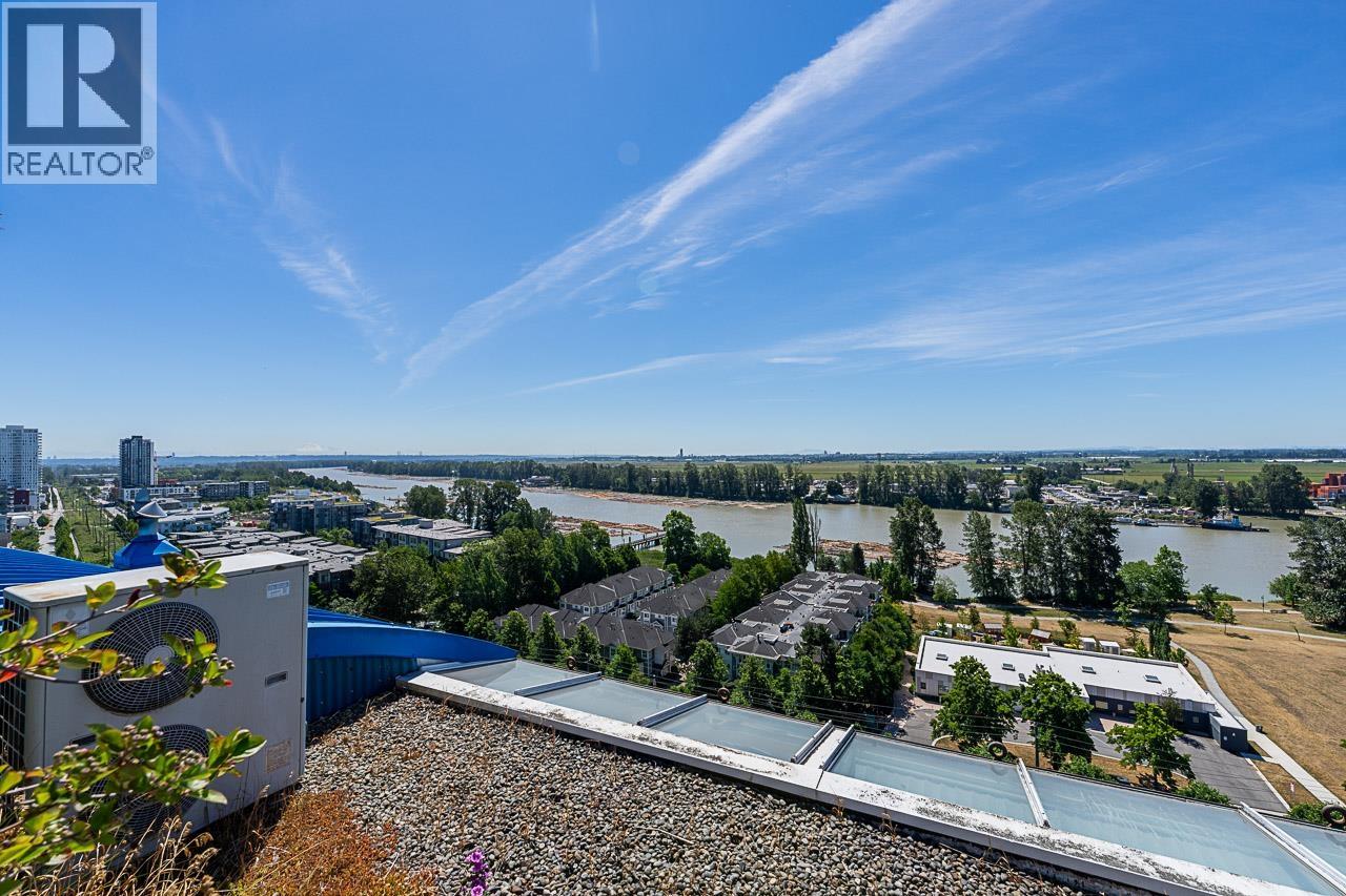 1403 3061 E Kent Avenue North Property Photo 28