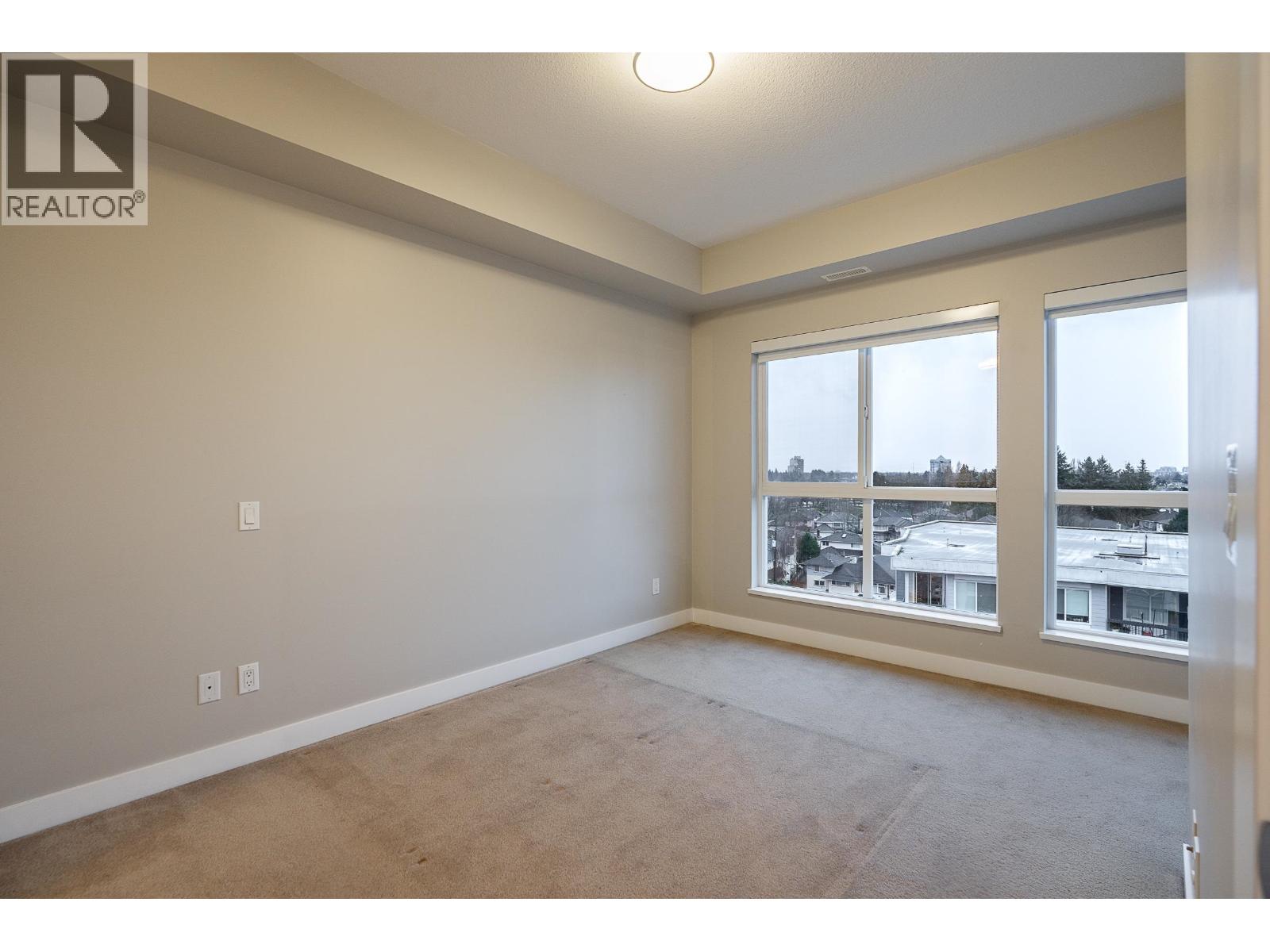 703 10033 River Drive Property Photo 11