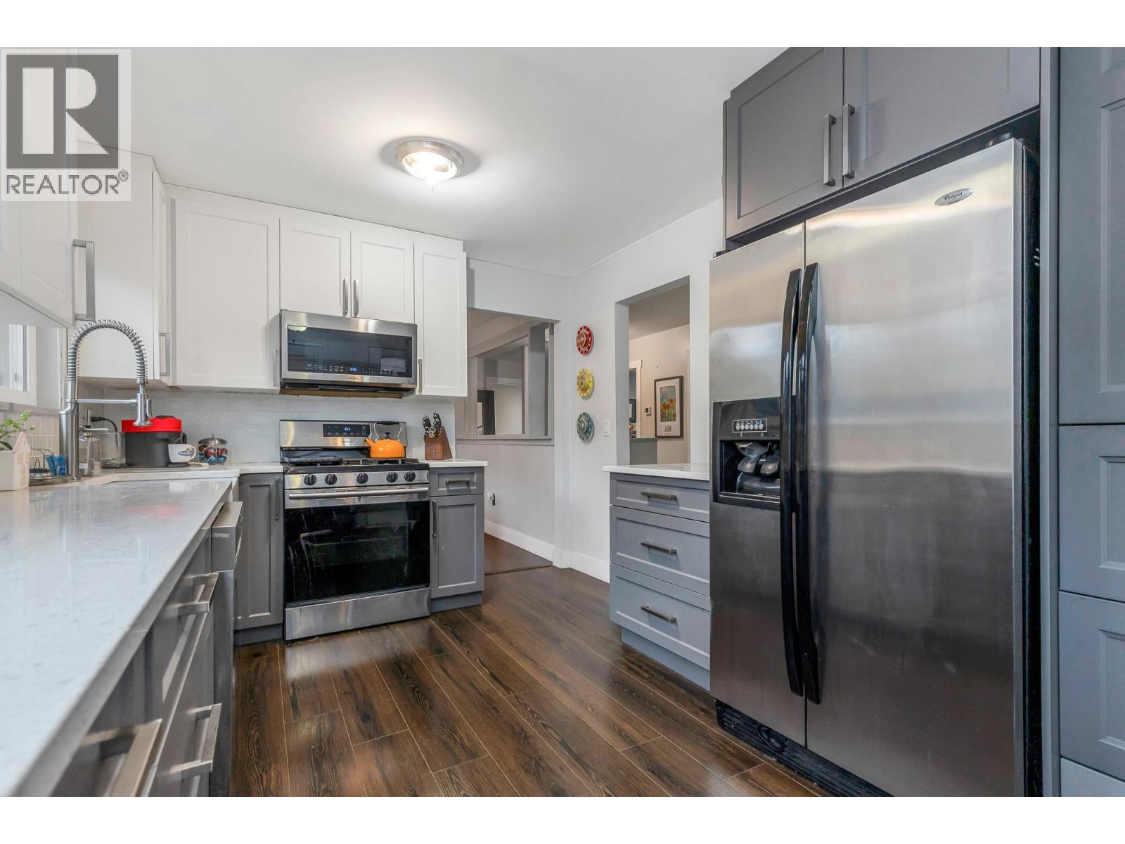 1130 Blue Heron Crescent Property Photo 9