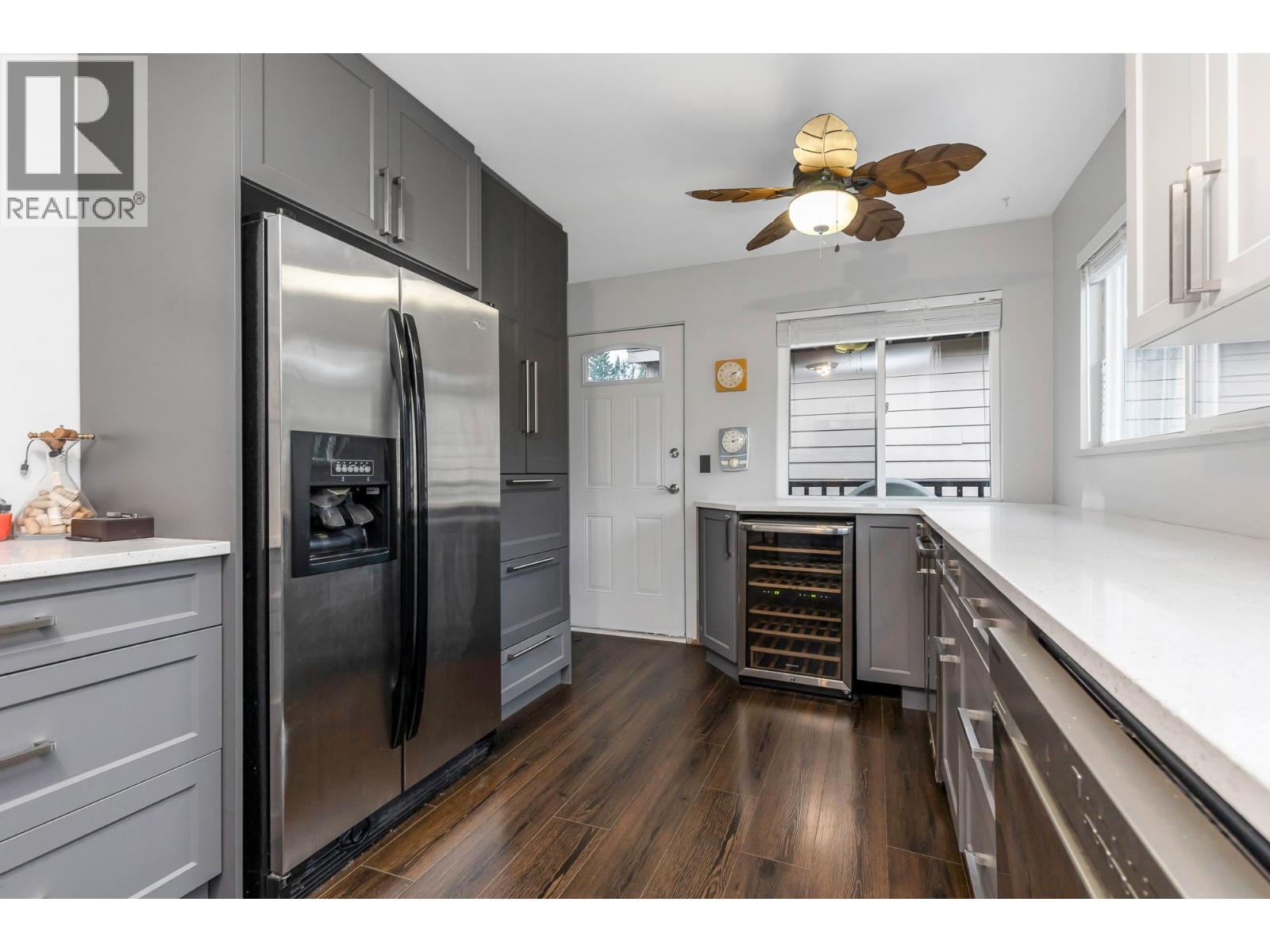 1130 Blue Heron Crescent Property Photo 11