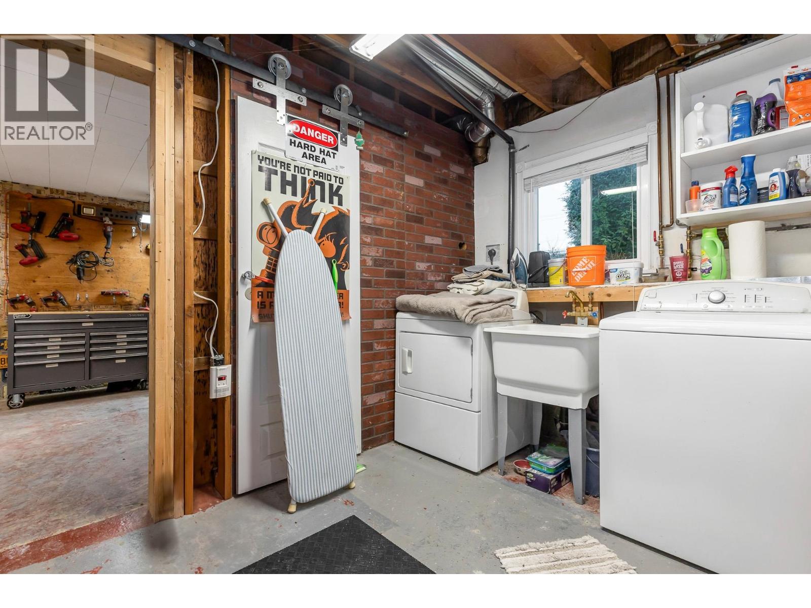 1130 Blue Heron Crescent Property Photo 30