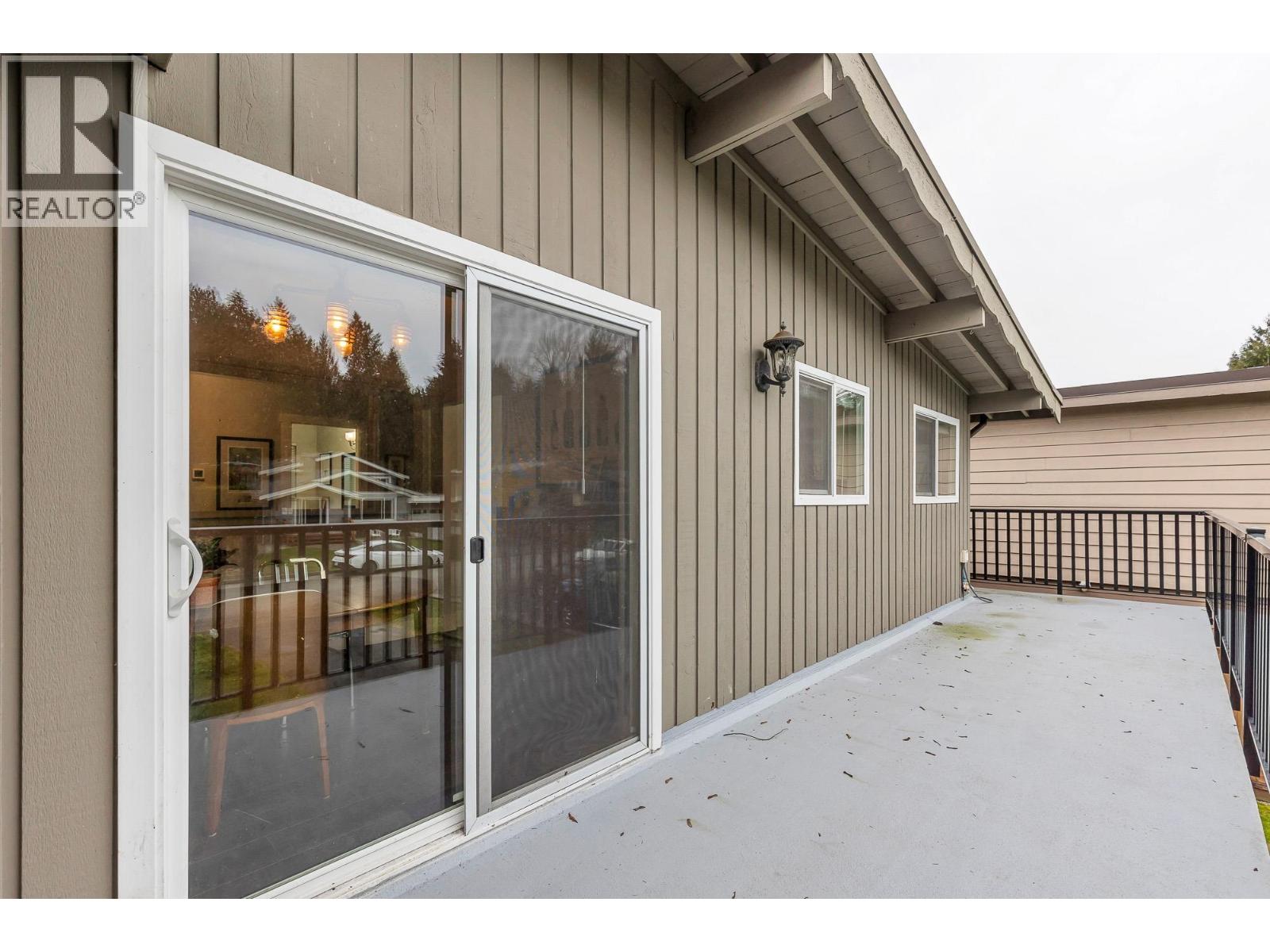 1130 Blue Heron Crescent Property Photo 33
