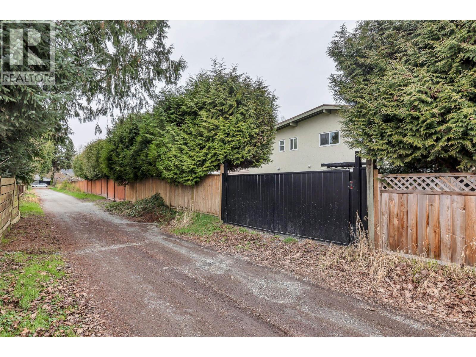 1130 Blue Heron Crescent Property Photo 40