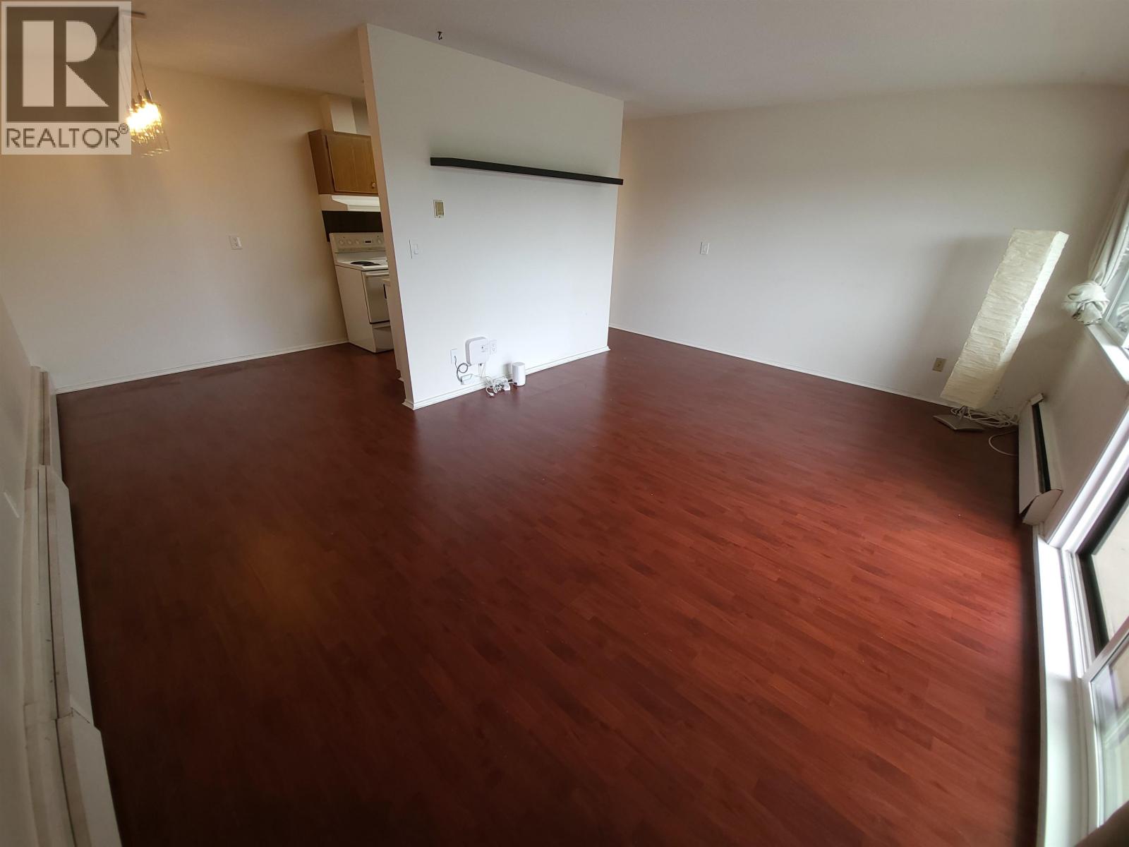 302 8020 Ryan Road Property Photo 4