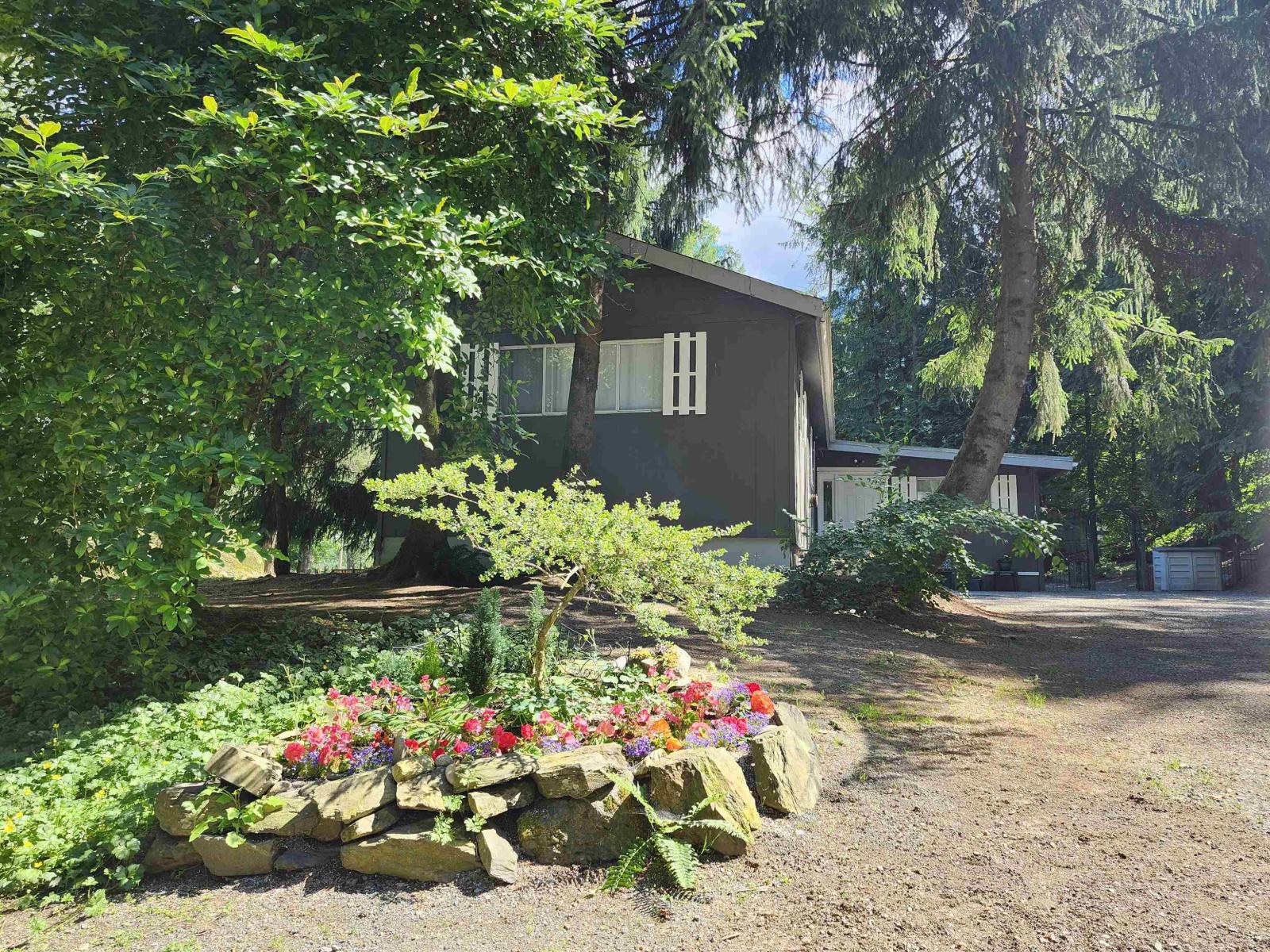 10821 Popkum Road Property Photo 1