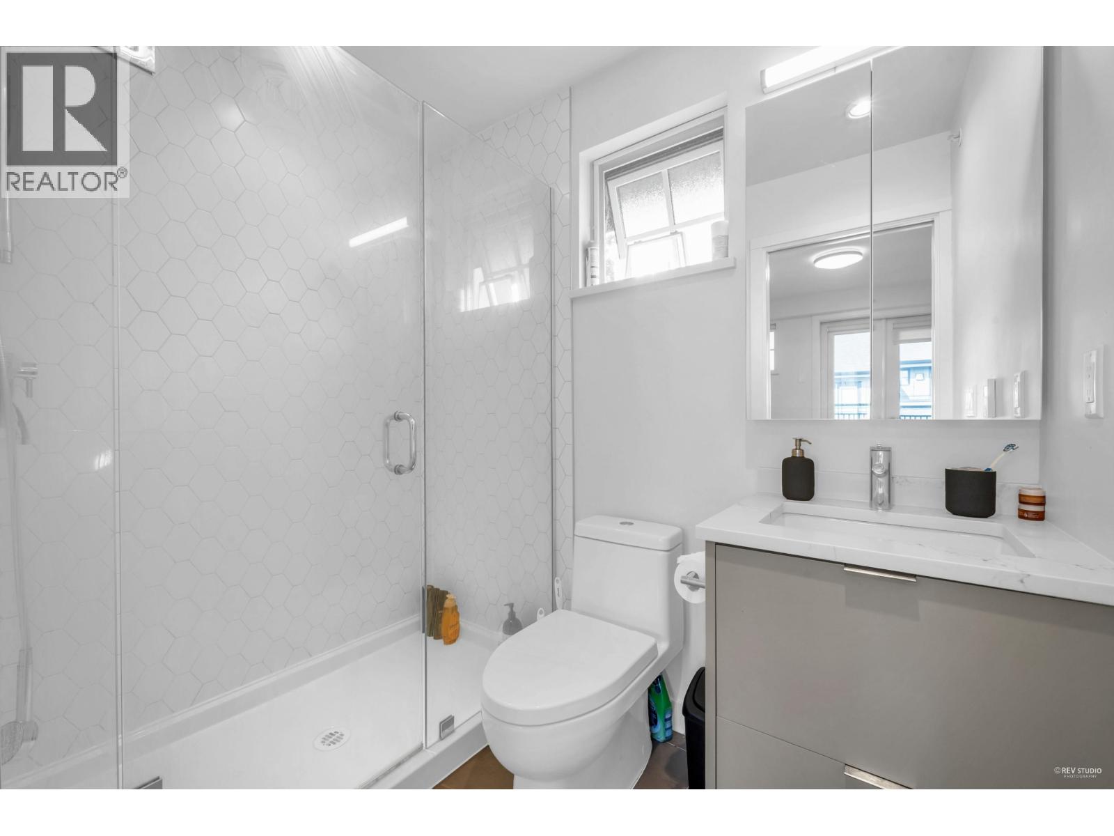 7901 Oak Street Property Photo 21