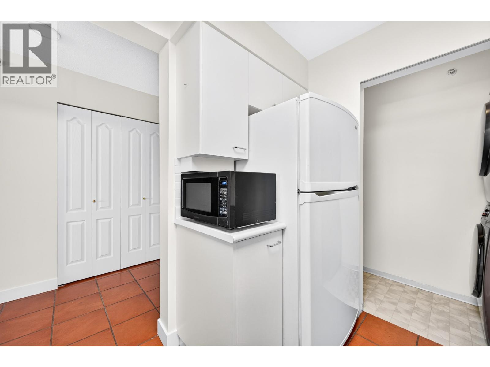 1106 7380 Elmbridge Way Property Photo 18