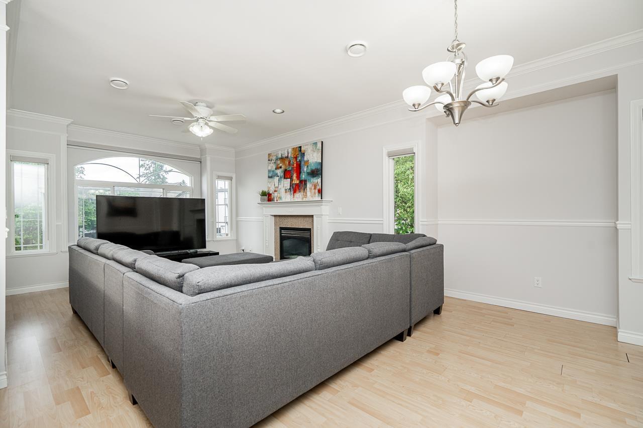 12773 90 Avenue Property Photo 5
