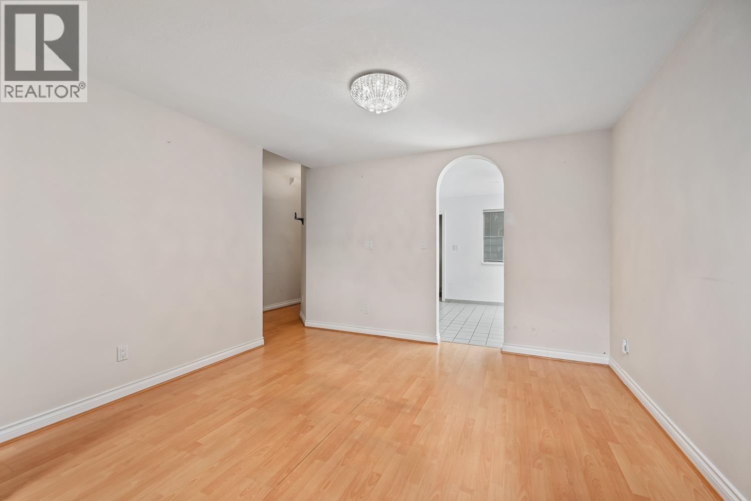 27 7695 St. Albans Road Property Photo 13