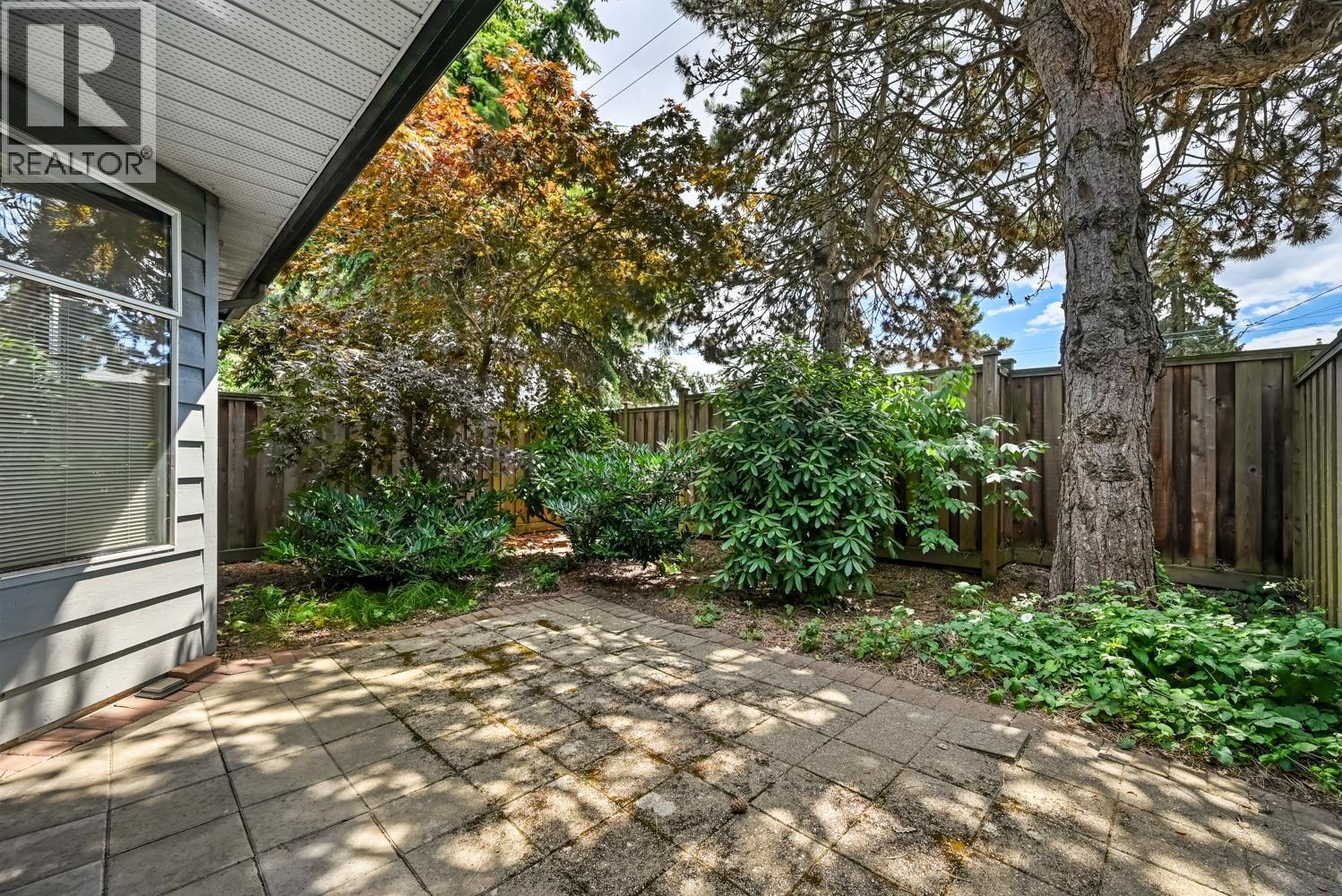 27 7695 St. Albans Road Property Photo 33