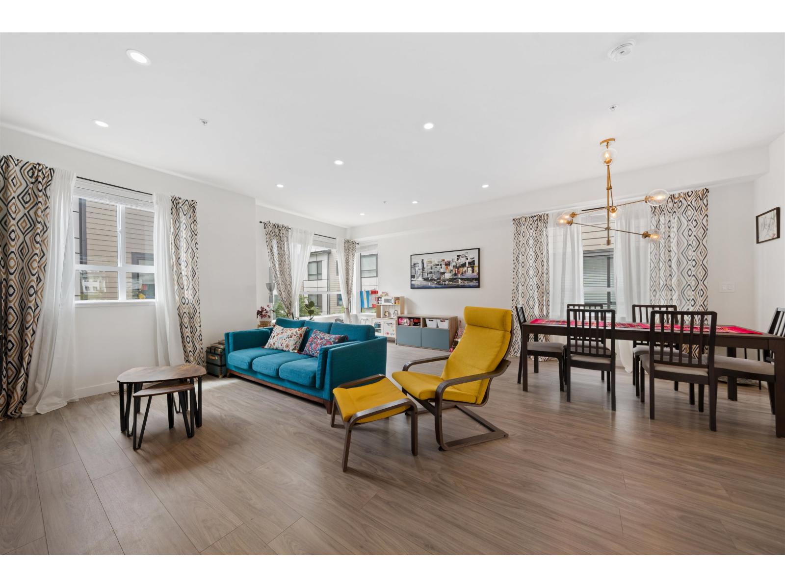 82 20150 81 Avenue Property Photo 11