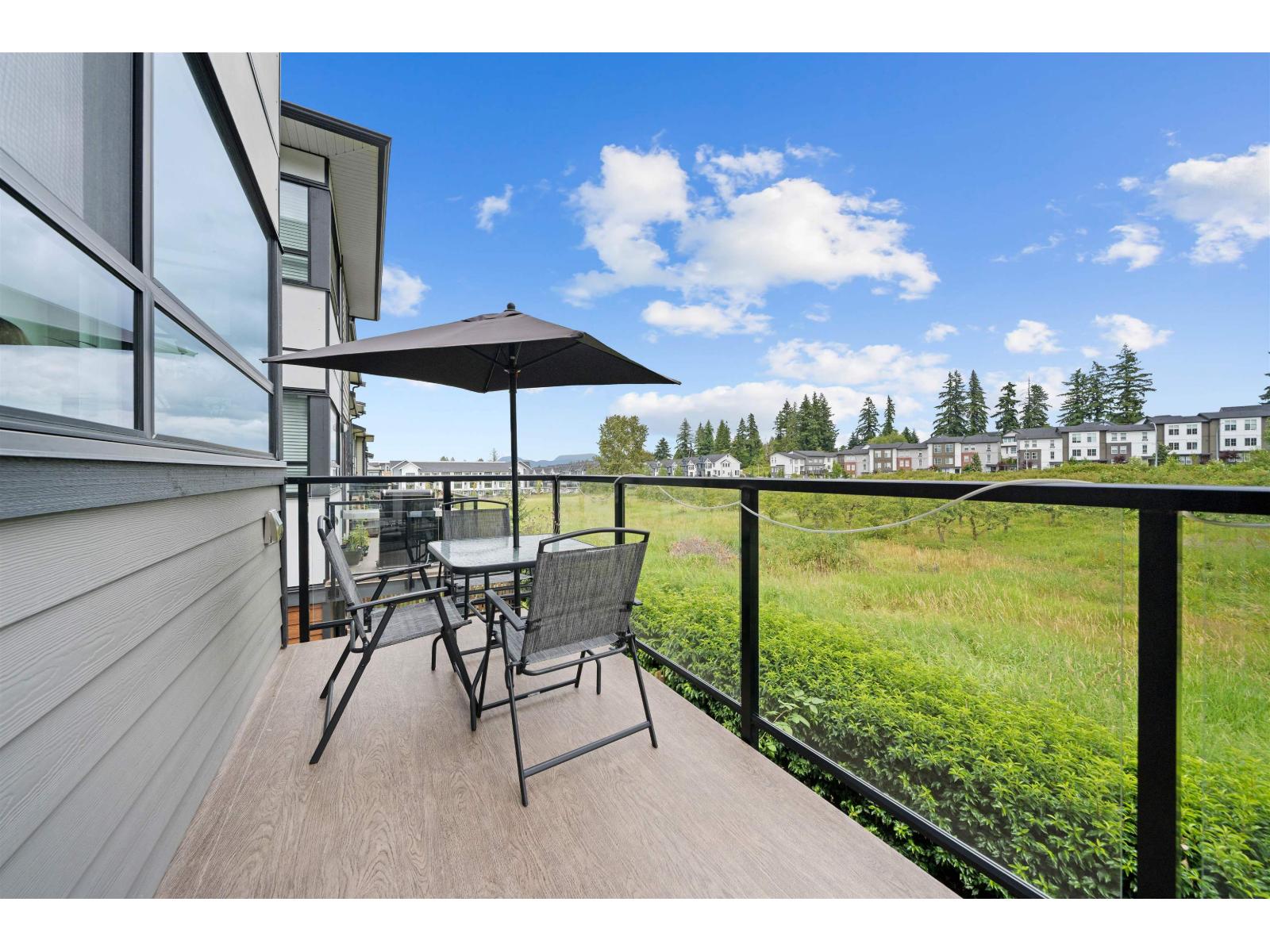 82 20150 81 Avenue Property Photo 14