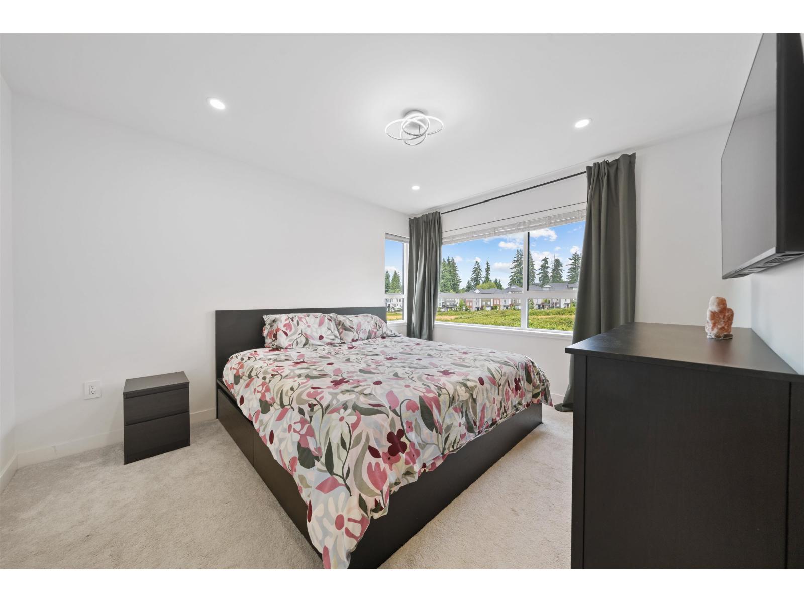 82 20150 81 Avenue Property Photo 16