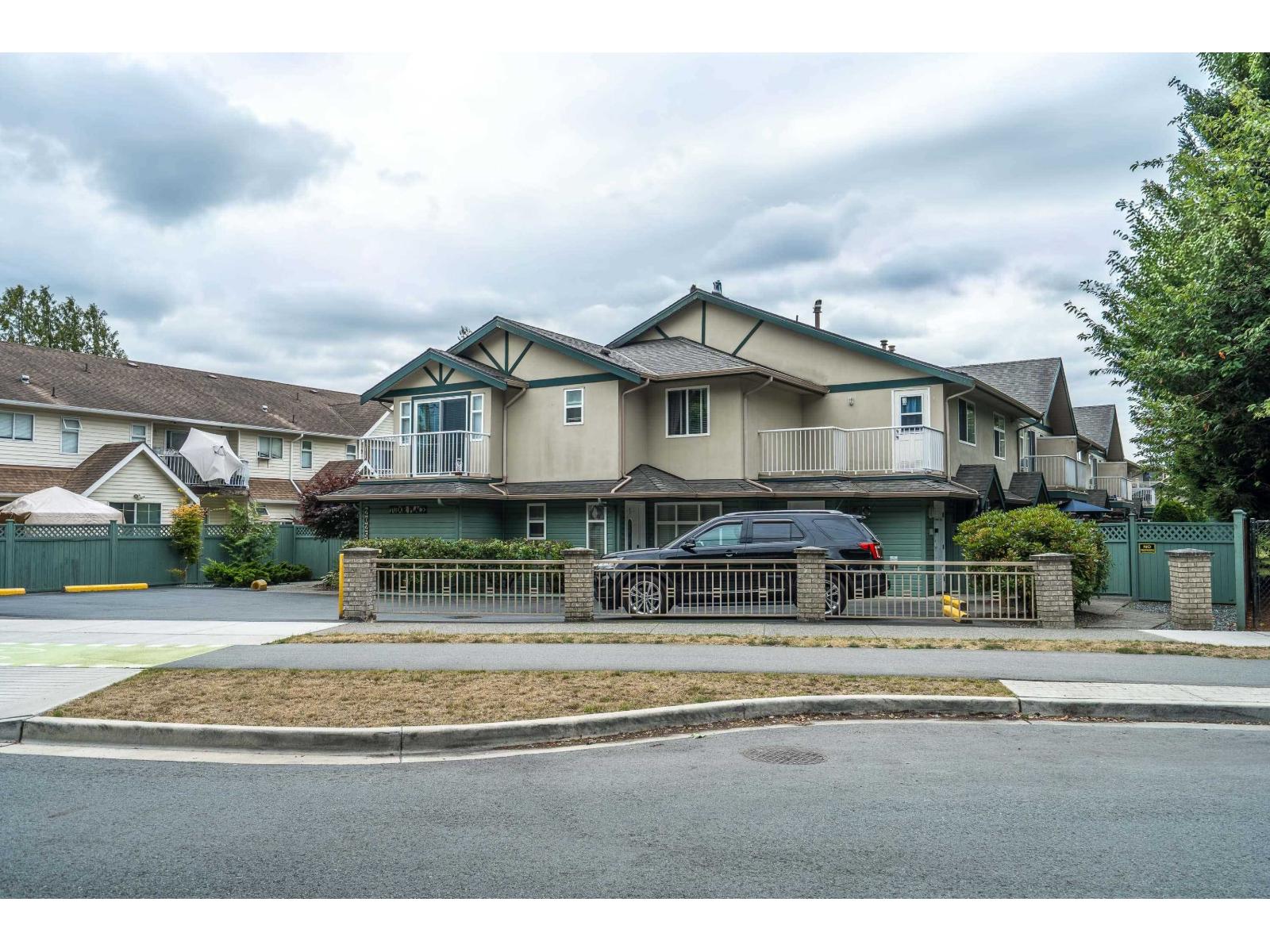 2 20258 MICHAUD CRESCENT