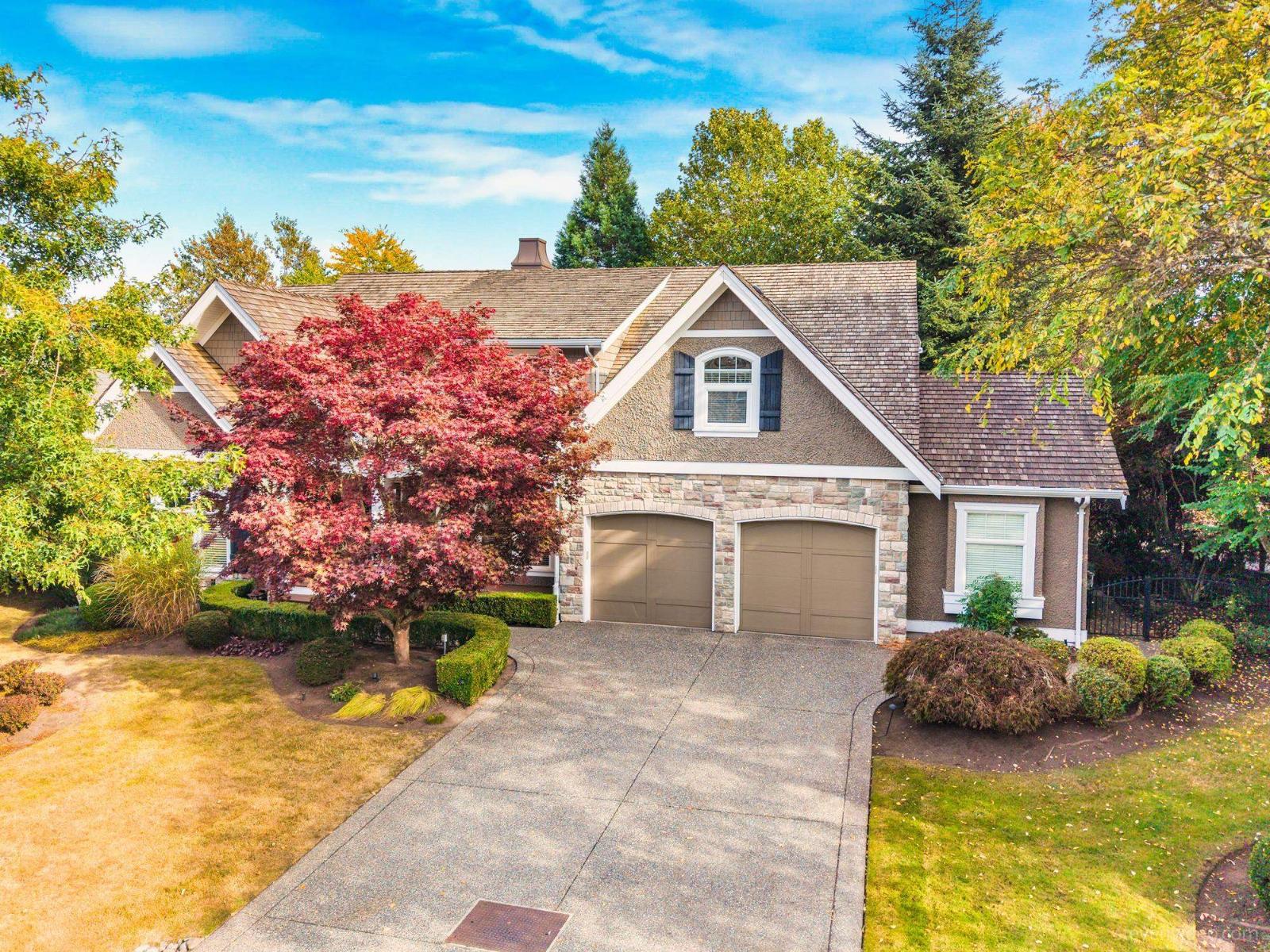 3668 159a Street Property Photo 2