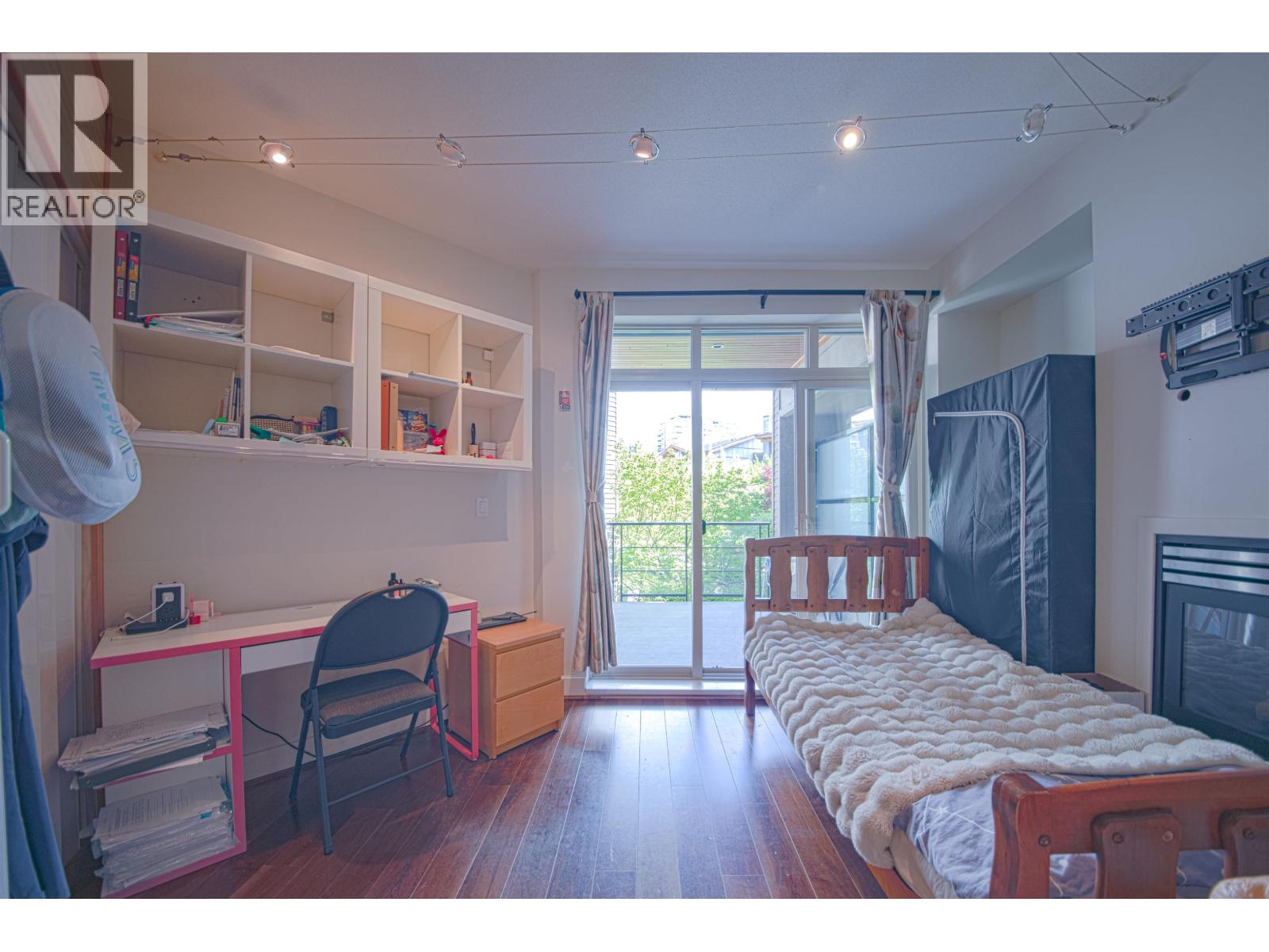 225 5777 Birney Avenue Property Photo 12