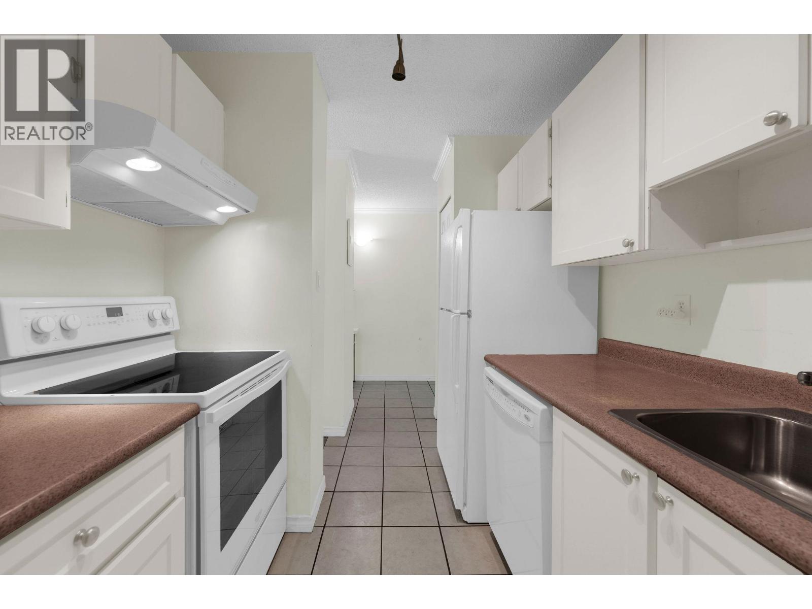 209 10220 Ryan Road Property Photo 11