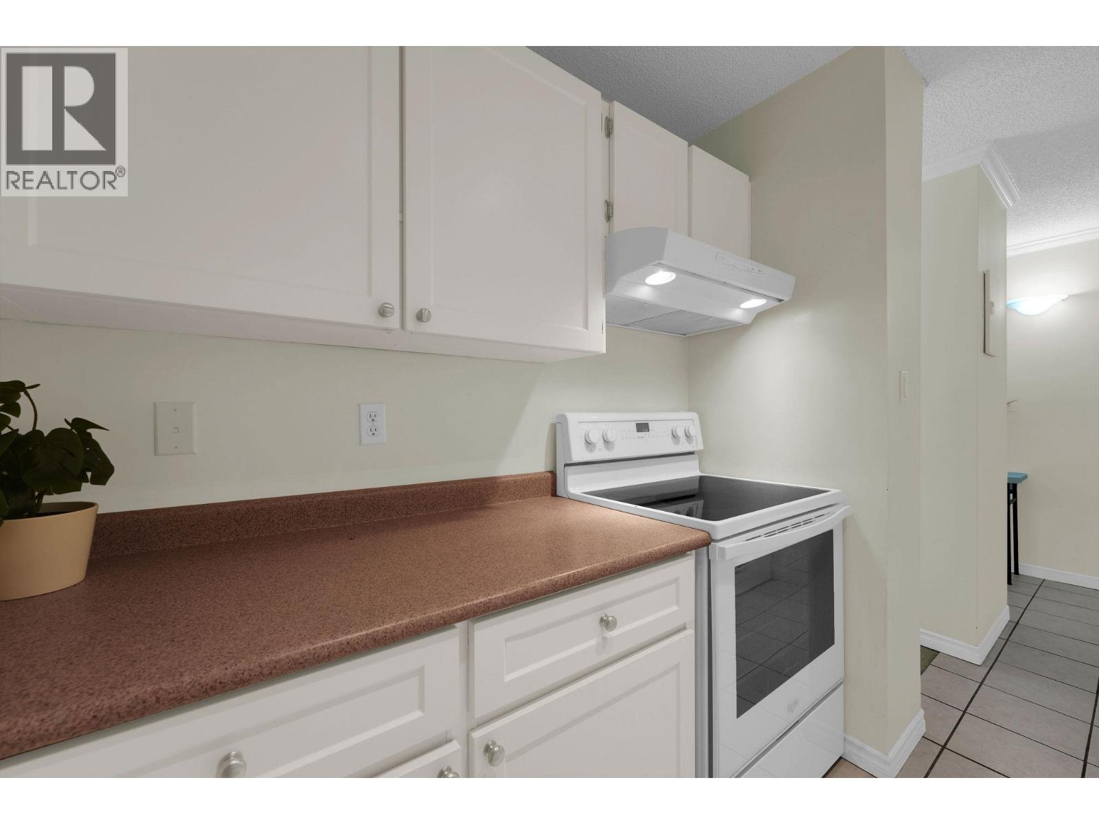 209 10220 Ryan Road Property Photo 13