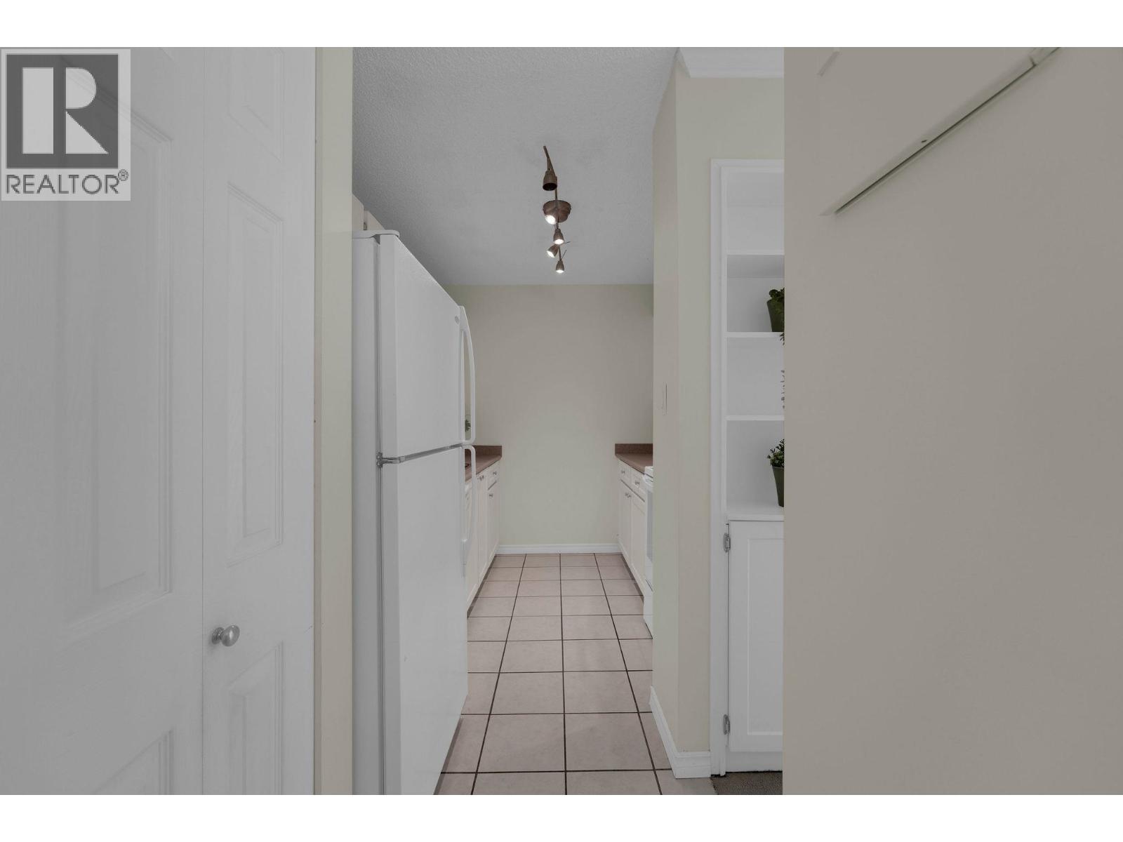 209 10220 Ryan Road Property Photo 16