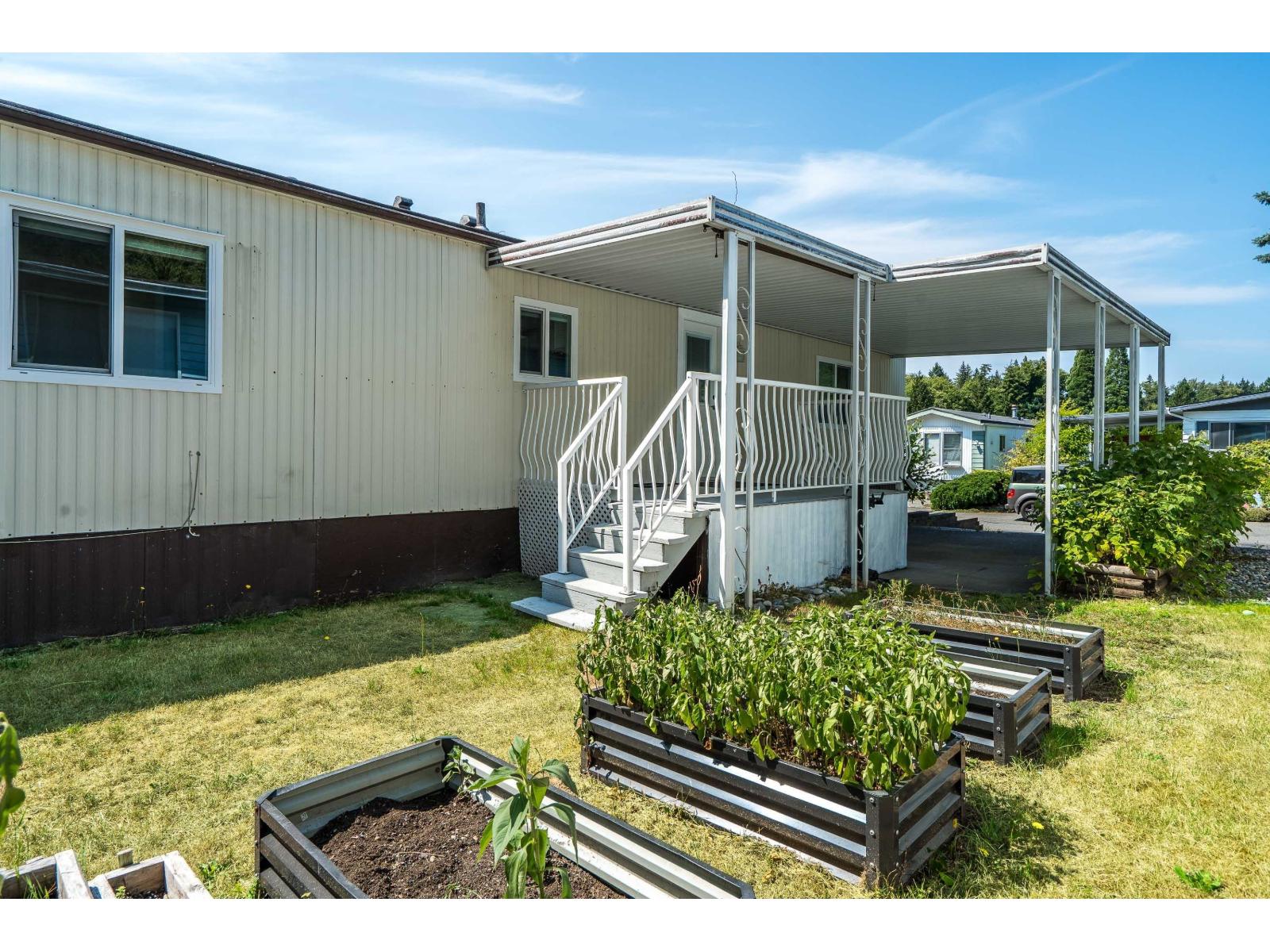 33 2315 198 Street Property Photo 27