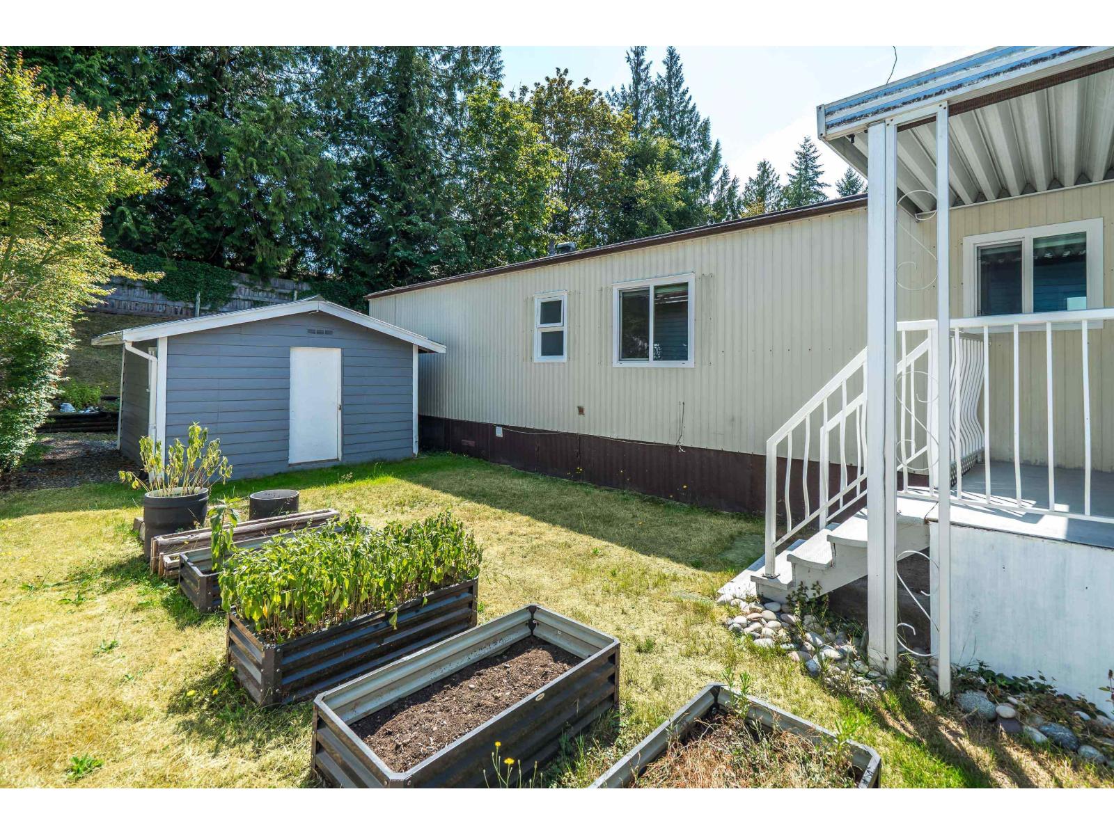 33 2315 198 Street Property Photo 28