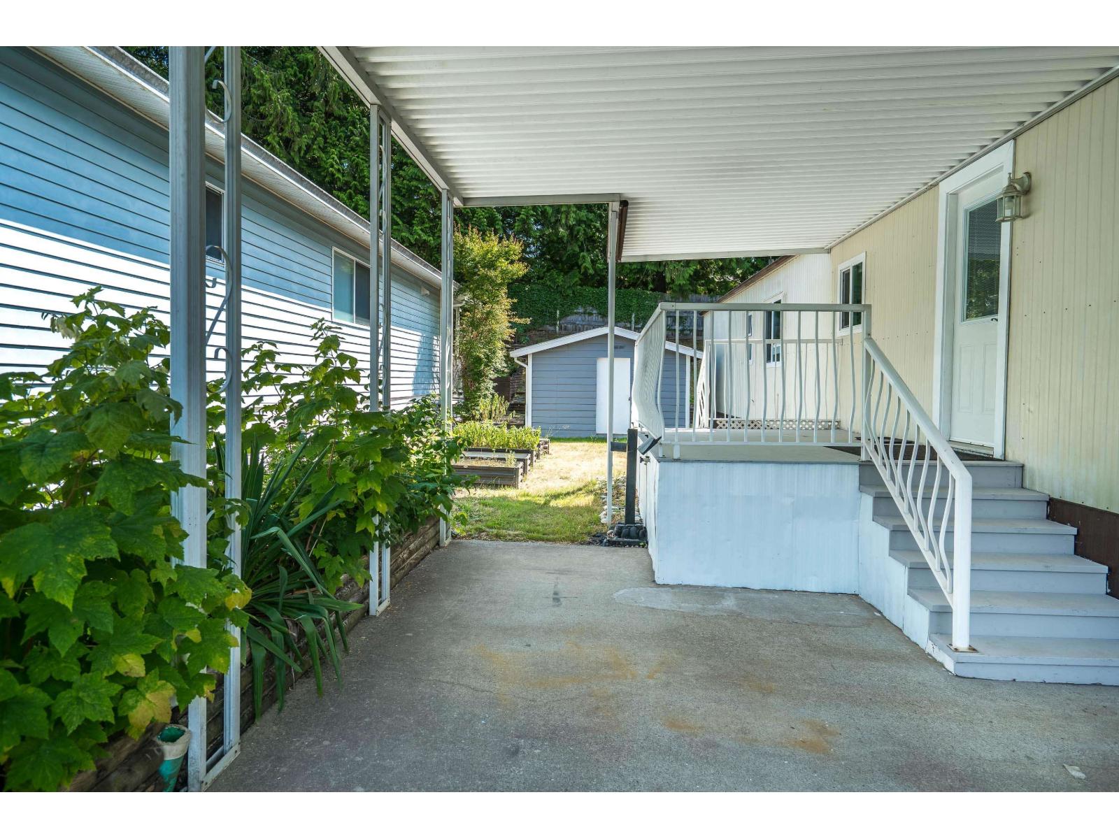 33 2315 198 Street Property Photo 29