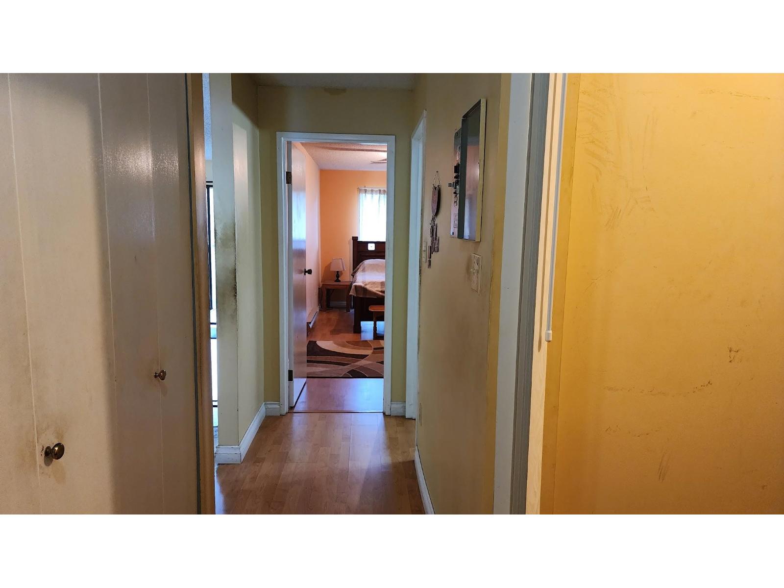 306 9952 149 Street Property Photo 6