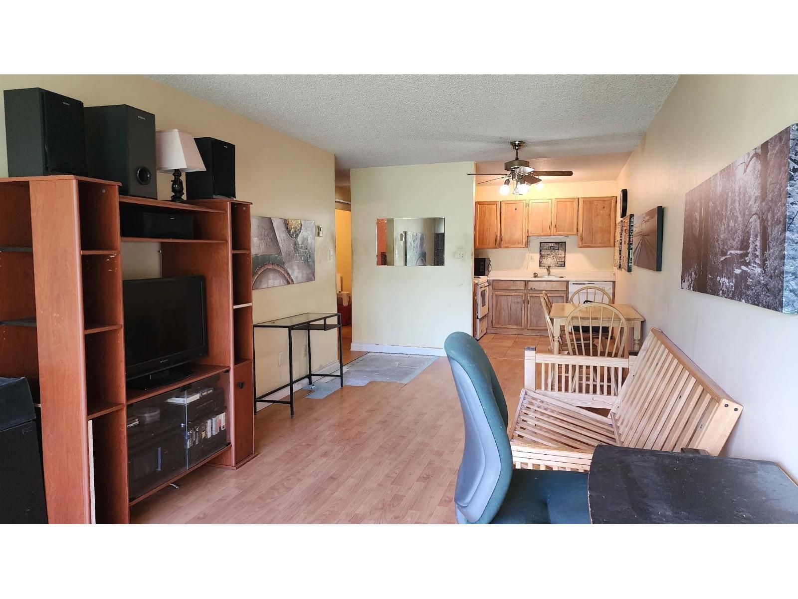 306 9952 149 Street Property Photo 18