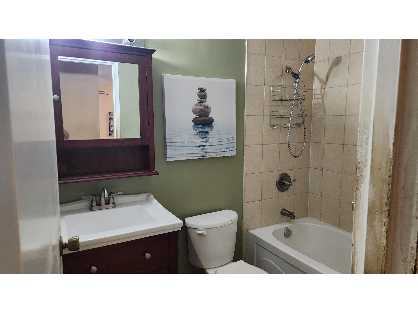 306 9952 149 Street Property Photo 20