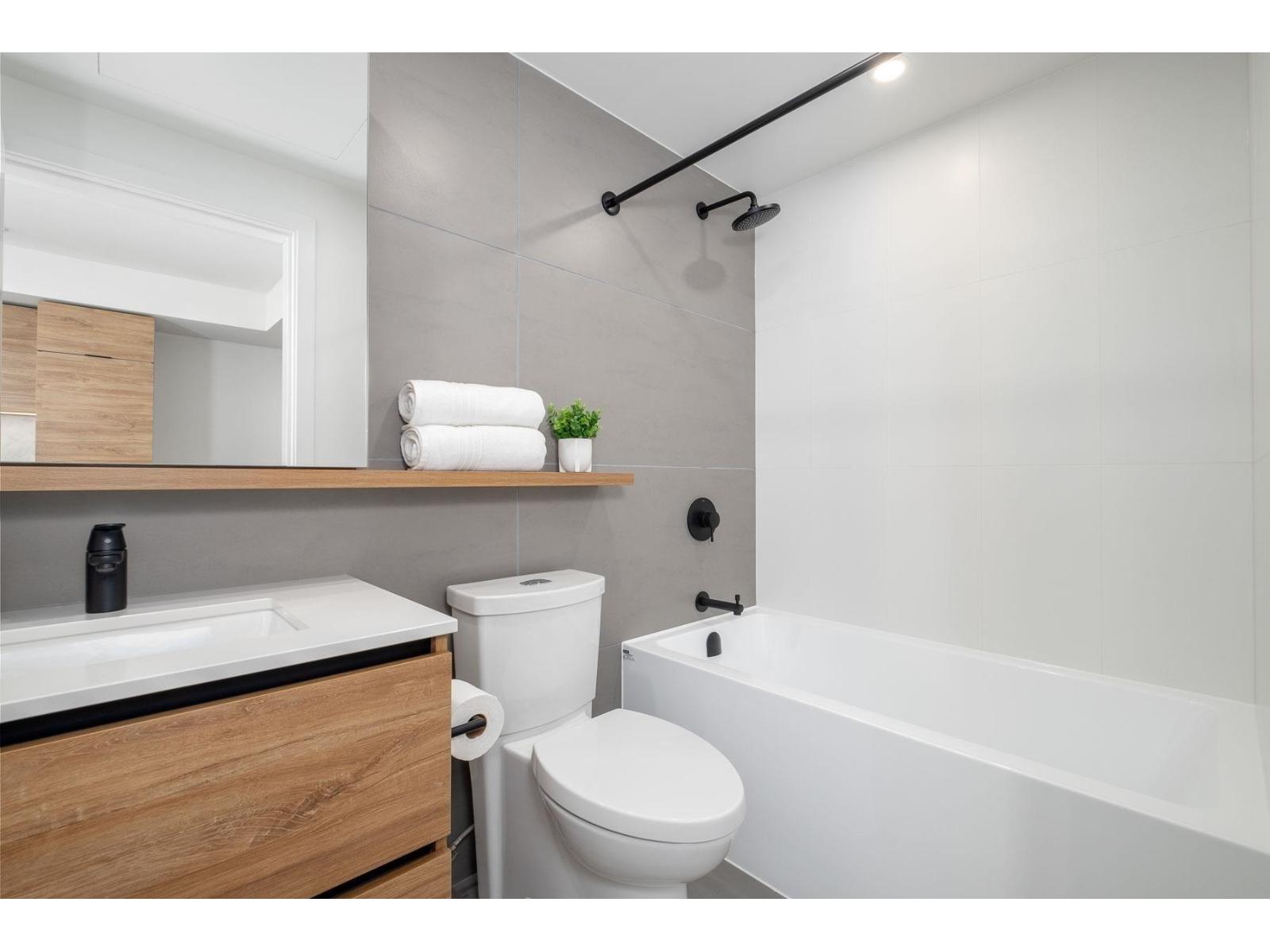 1408 10448 University Drive Property Photo 17