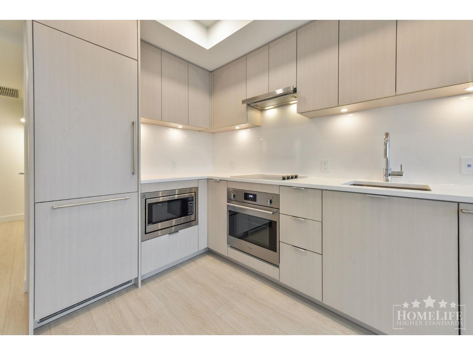 1004 13675 107a Avenue Property Photo 16