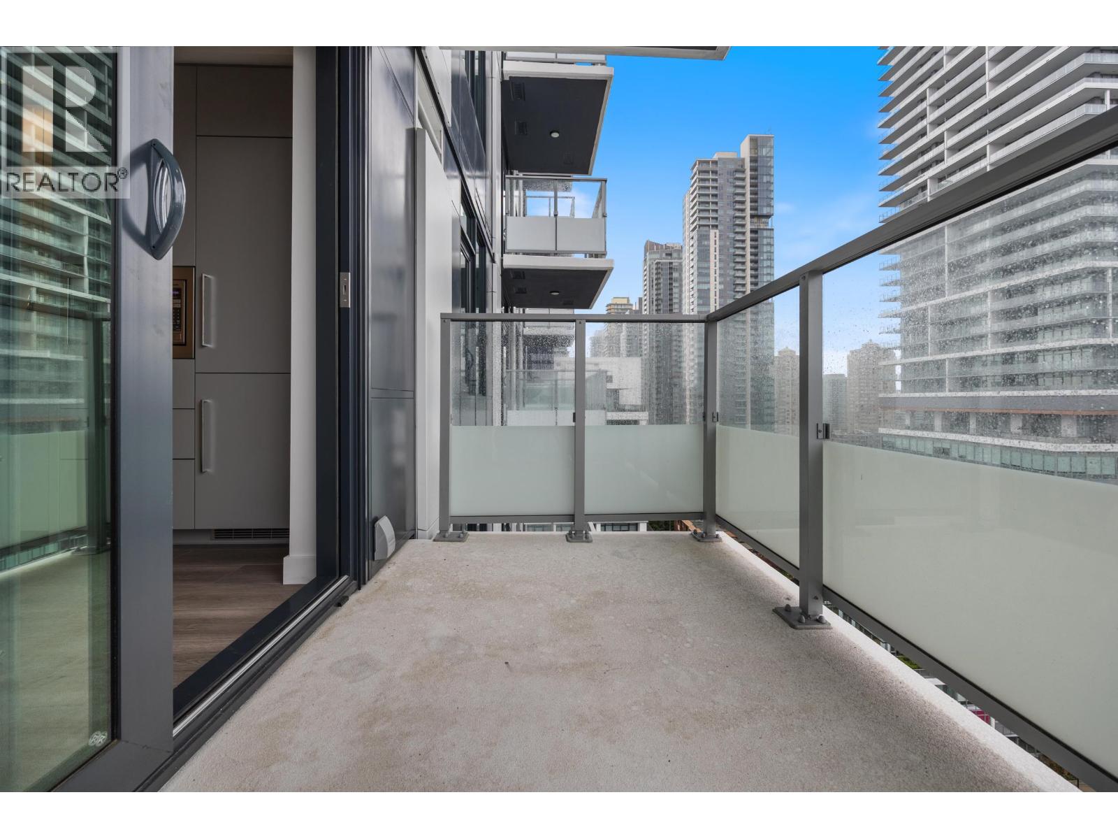 1506 6608 Sussex Avenue Property Photo 14