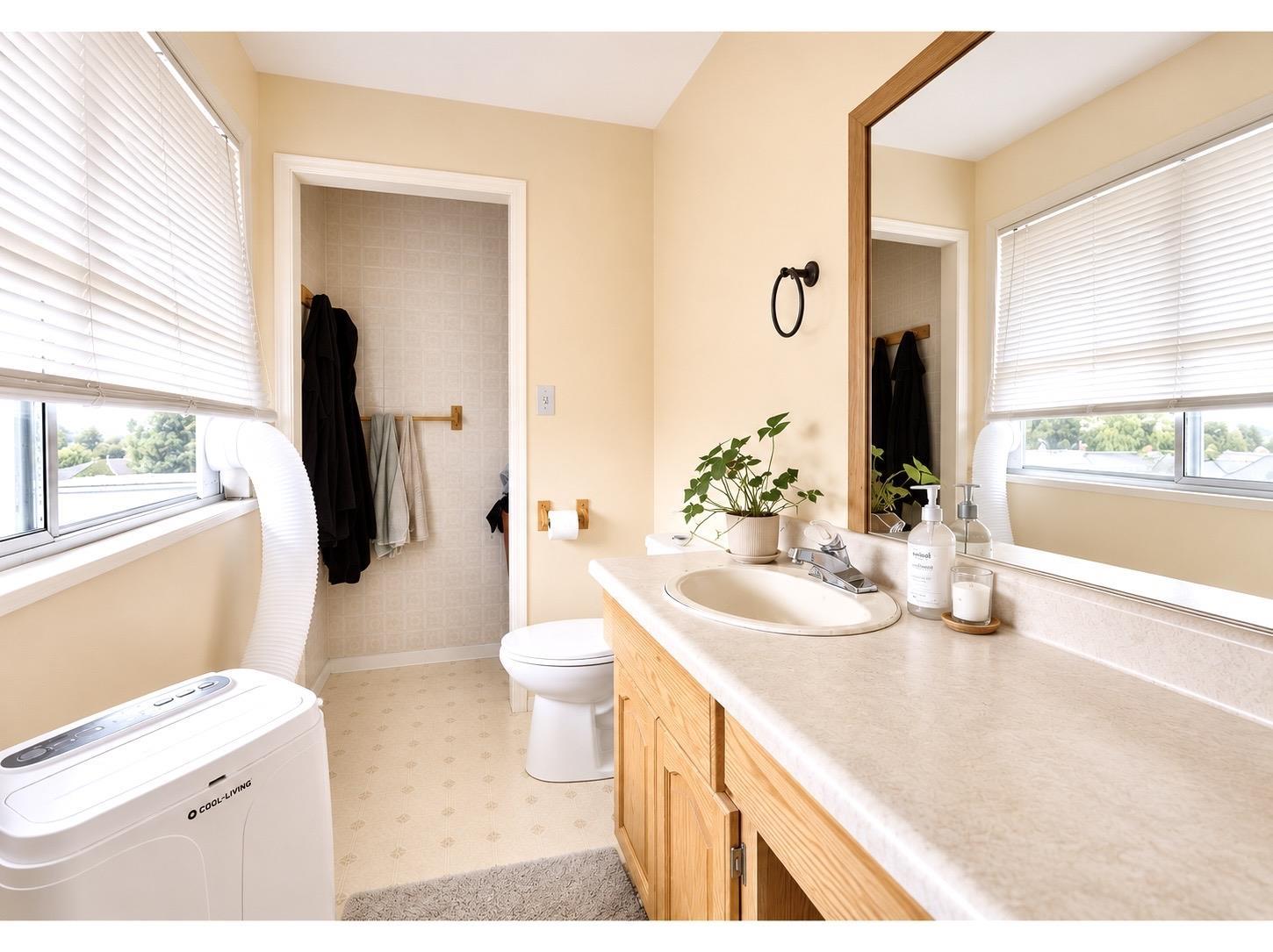 1783 Everett Road Property Photo 12